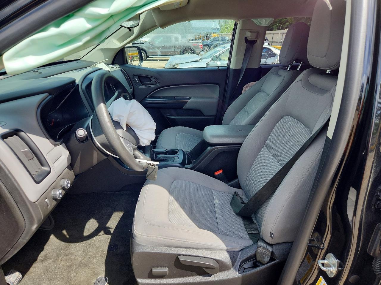 2018 Chevrolet Colorado - Image 7