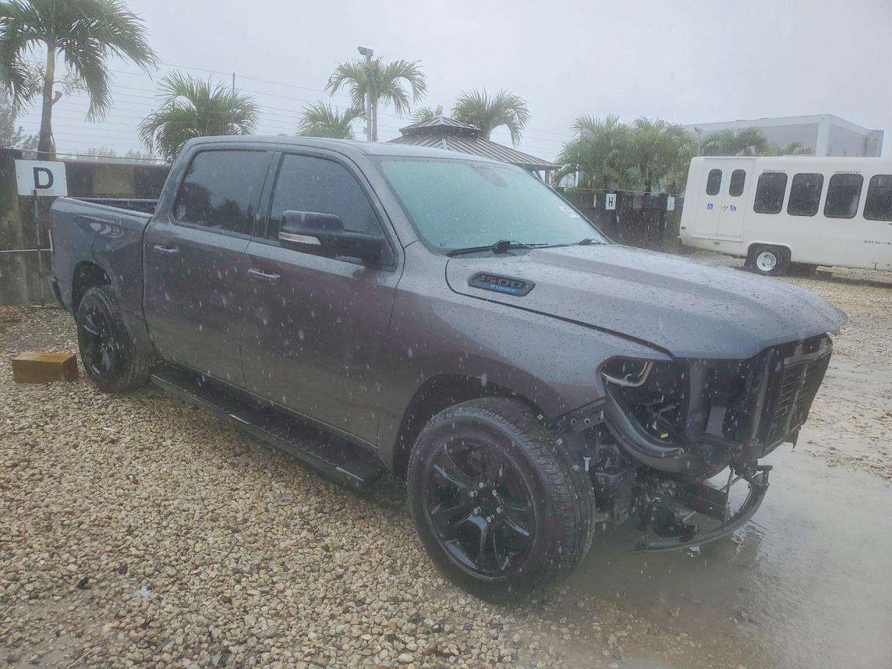 2021 Ram 1500 Big Horn - Фото 4