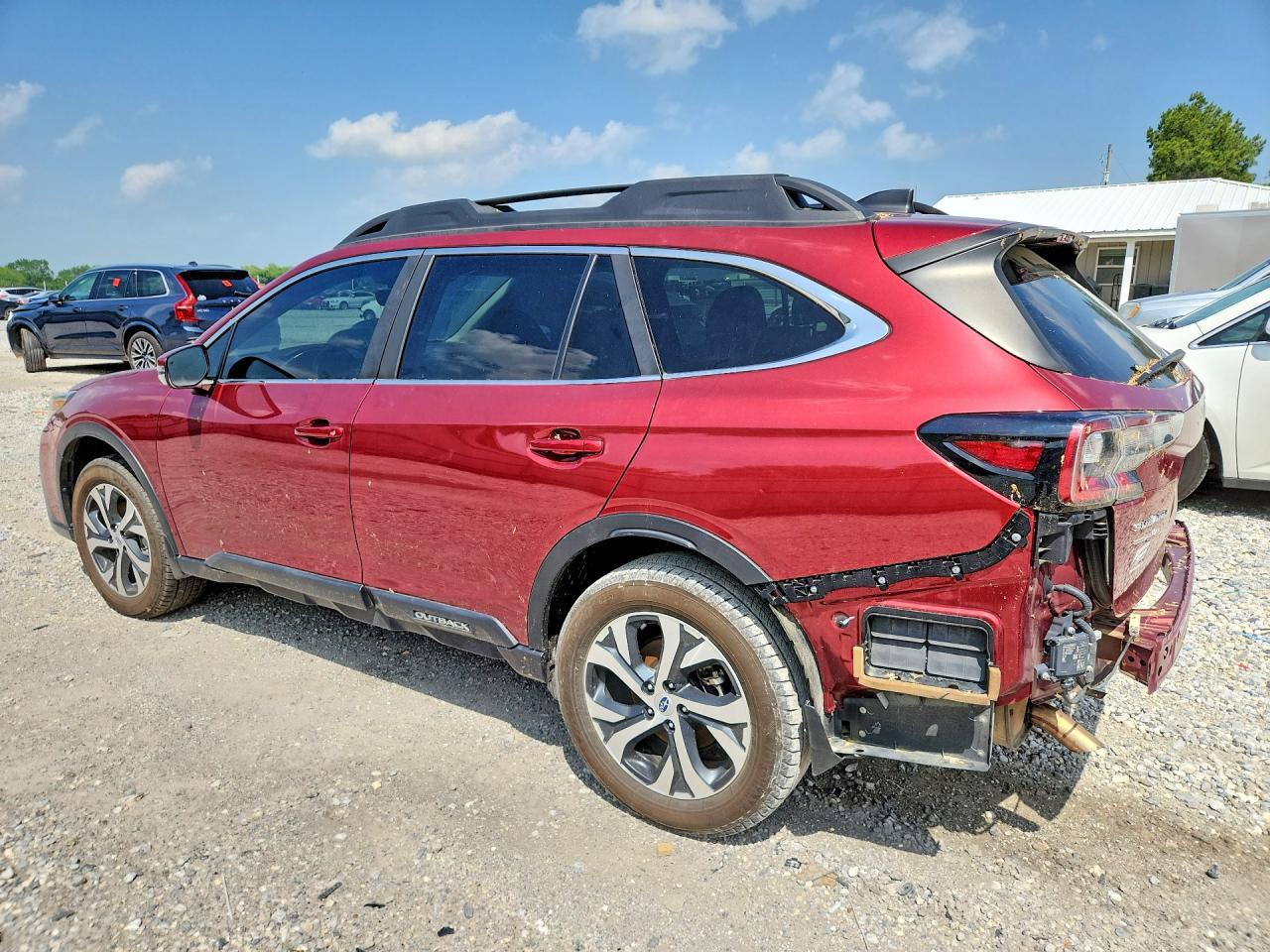2020 Subaru Outback Limited - Фото 2