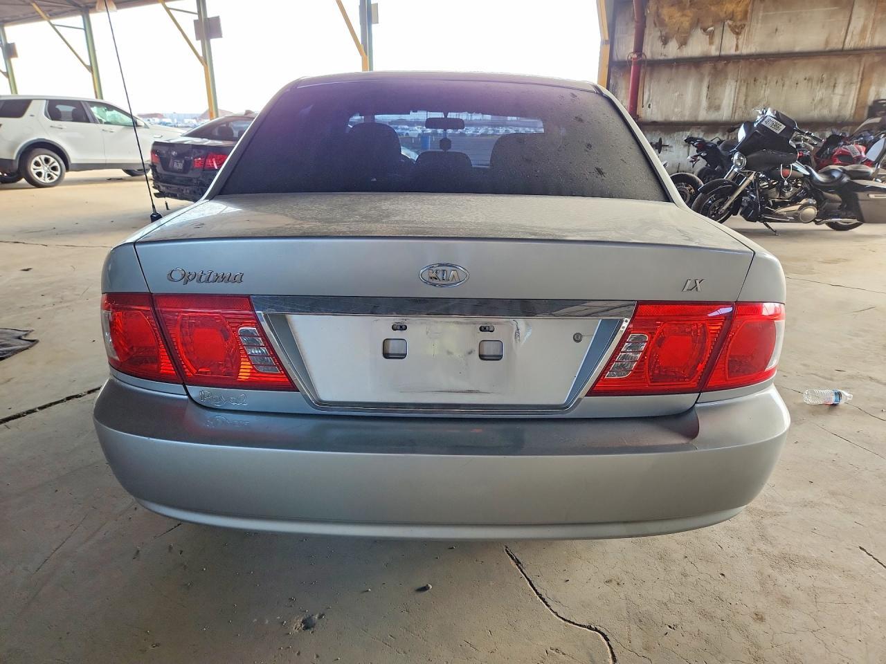 2004 Kia Optima Lx - Image 6