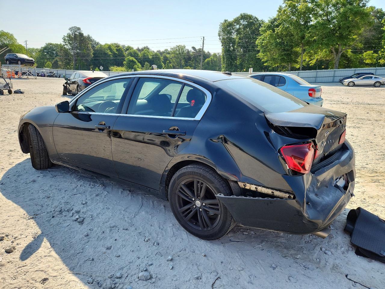 2010 Infiniti G37 Sedan Base - Image 2