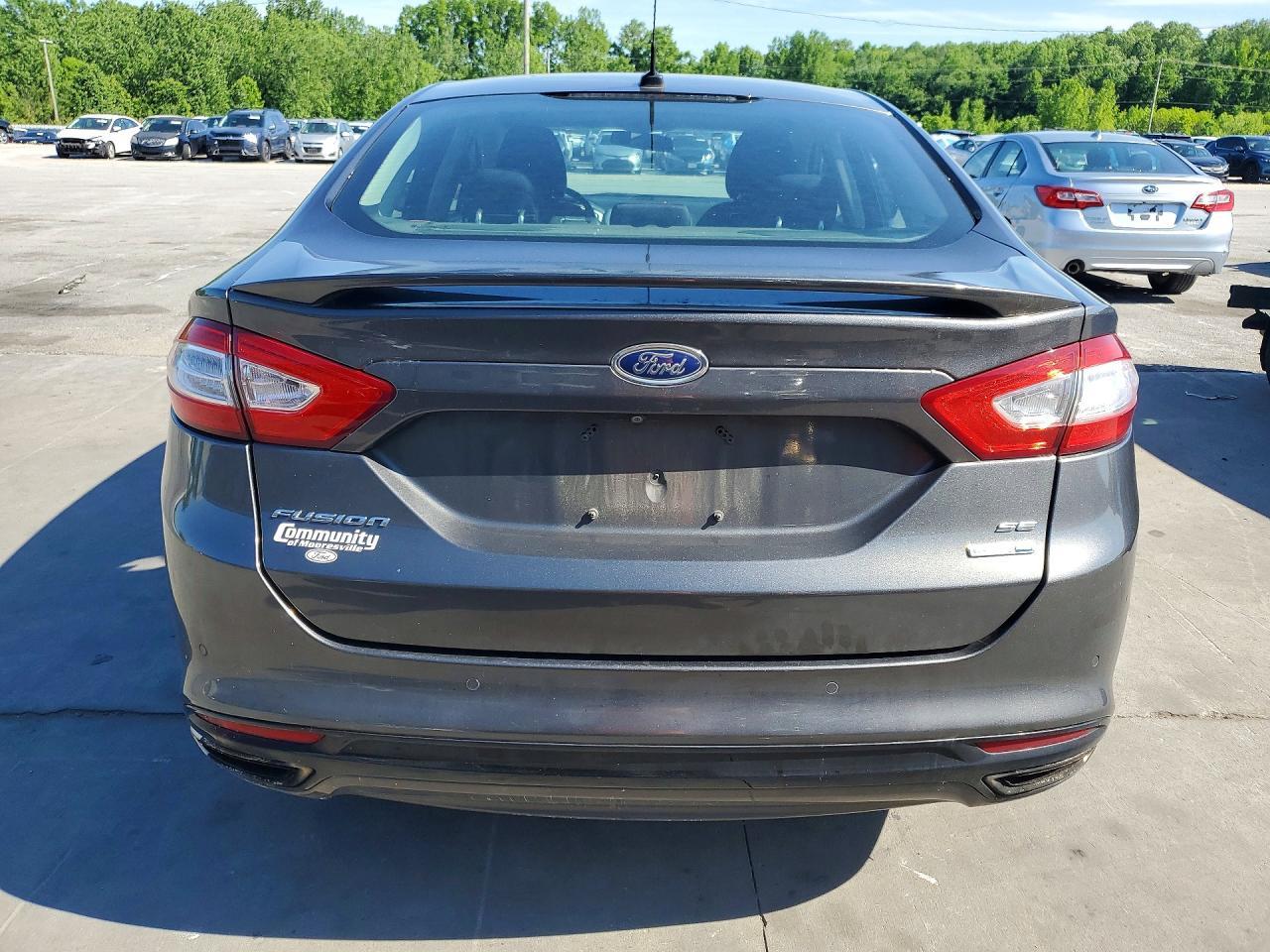 2016 Ford Fusion Se - Image 6