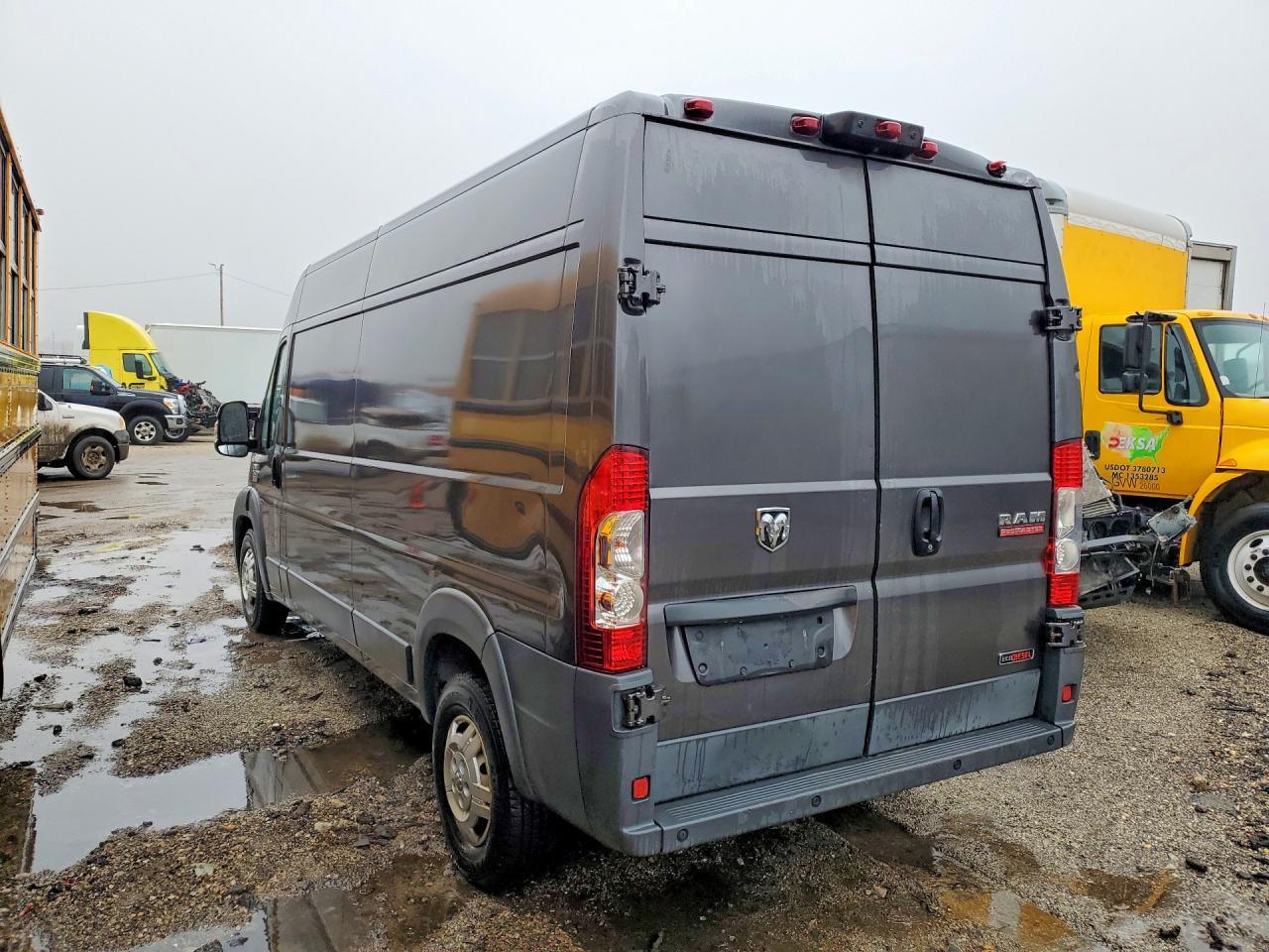 2015 Ram Promaster 2500 Utility / Service Van - Фото 2