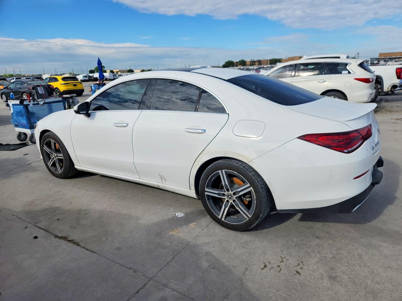 2021 Mercedes-Benz Cla 250 - Фото 2