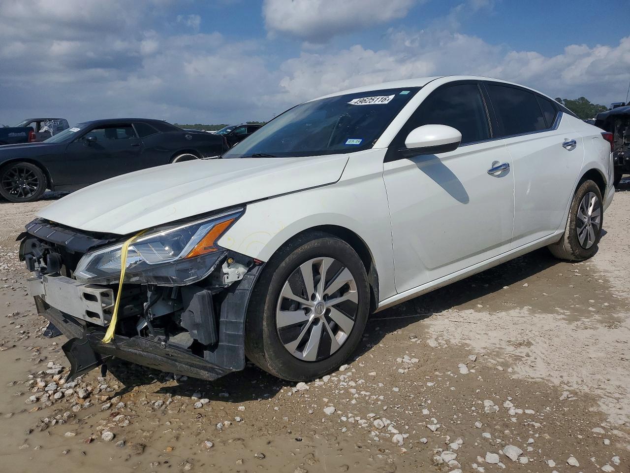 2019 Nissan Altima S