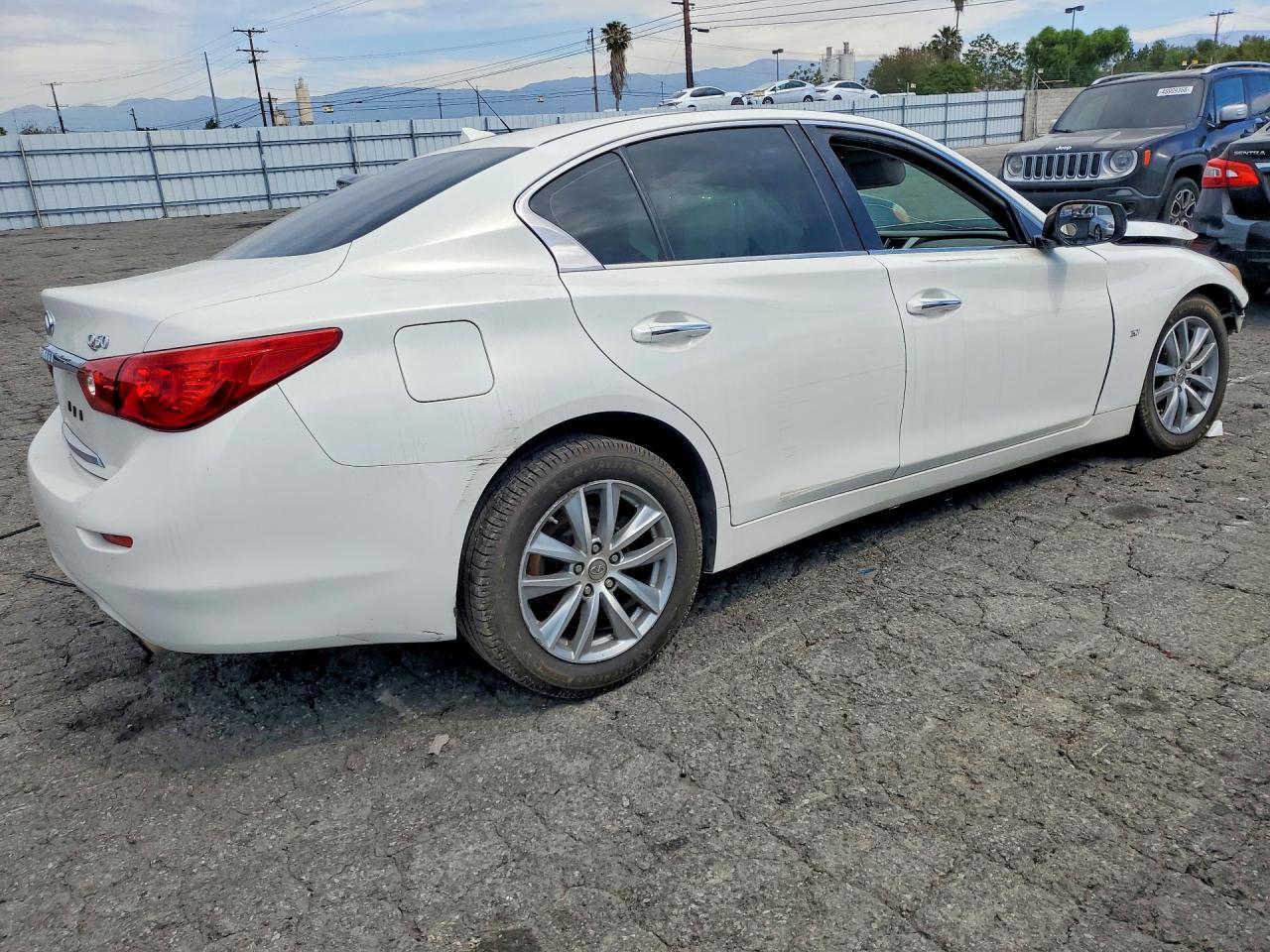 2014 Infiniti Q50 Base - Фото 3
