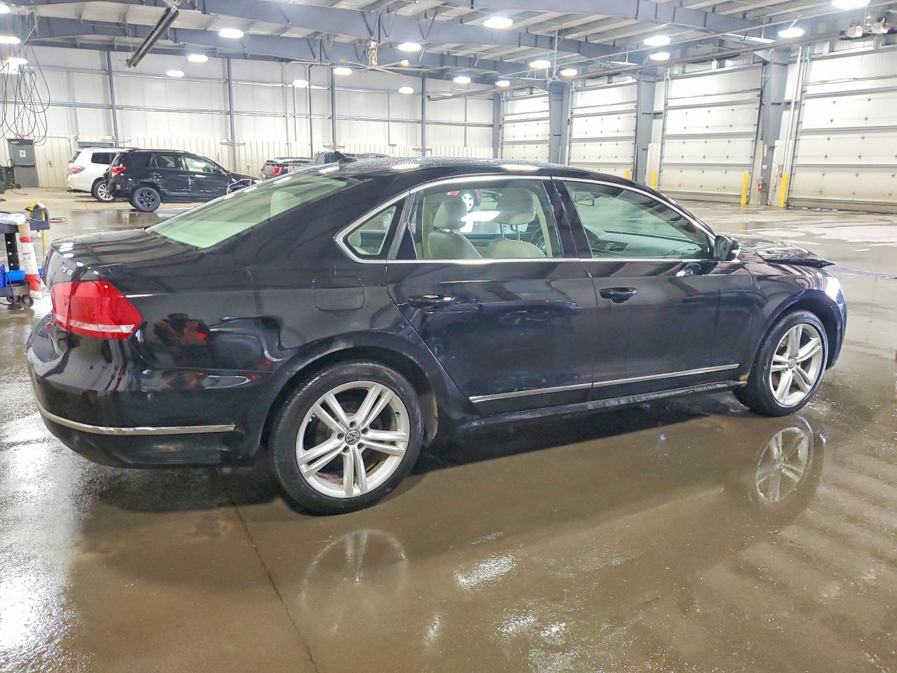 2015 Volkswagen Passat Se - Image 3