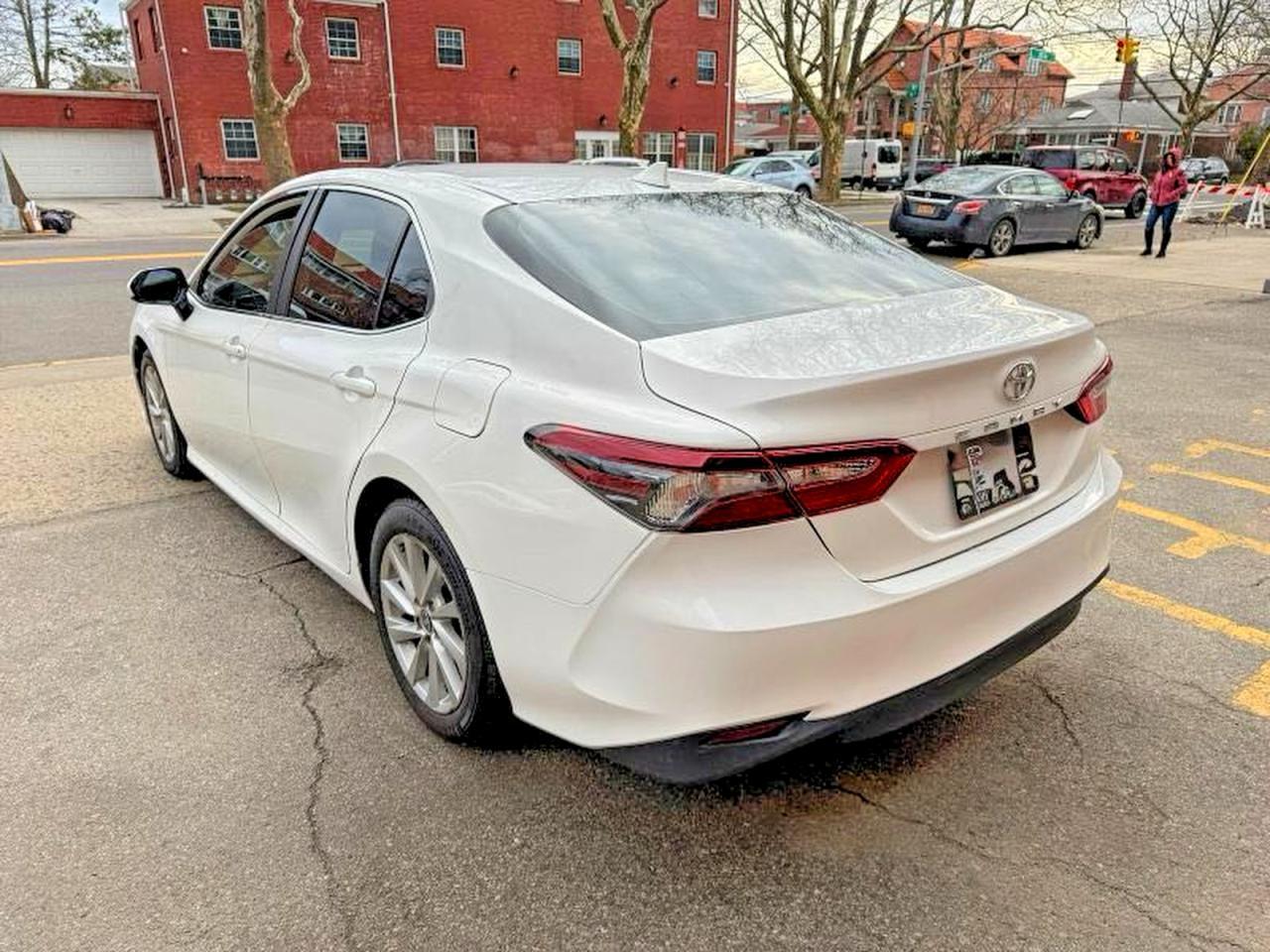 2021 Toyota Camry Le - Image 3