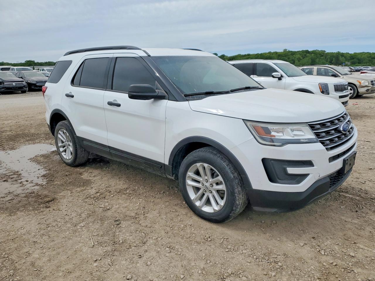 2016 Ford Explorer - Фото 4