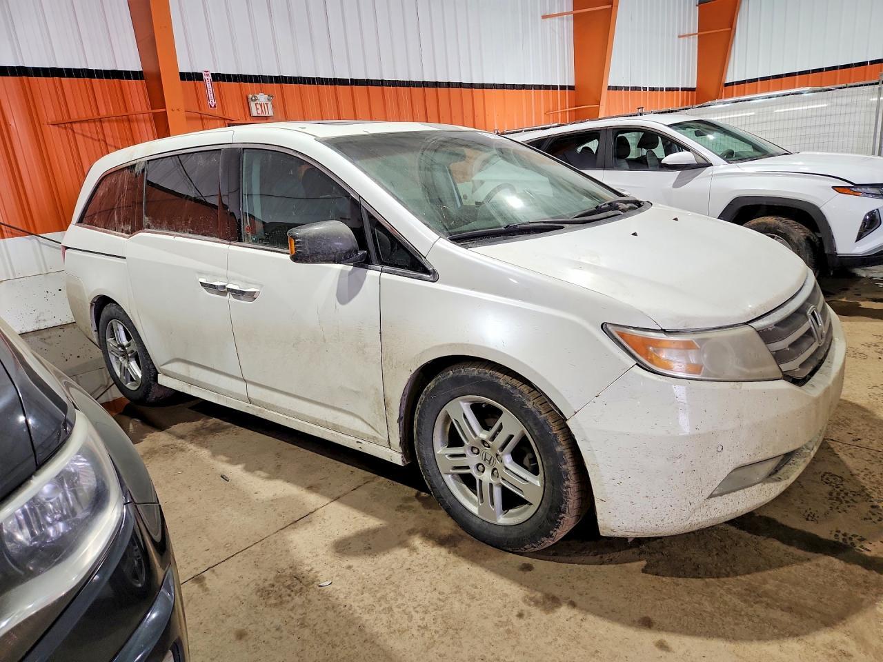 2011 Honda Odyssey Touring - Фото 4