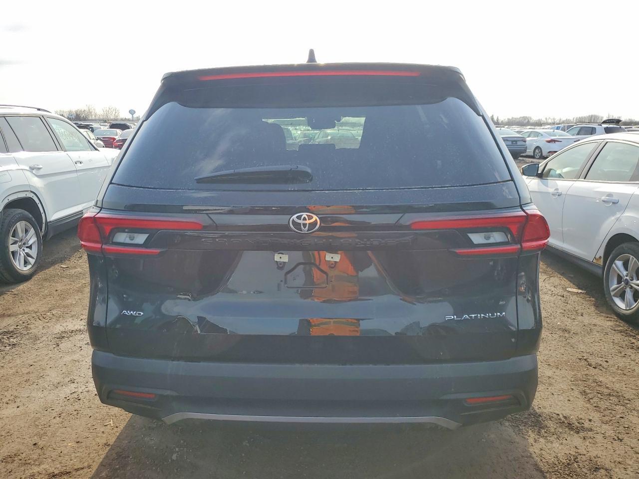 2026 Toyota Grand Highlander Platinum - Фото 6