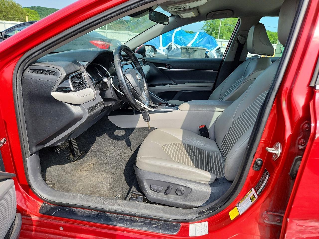 2020 Toyota Camry Se - Image 7