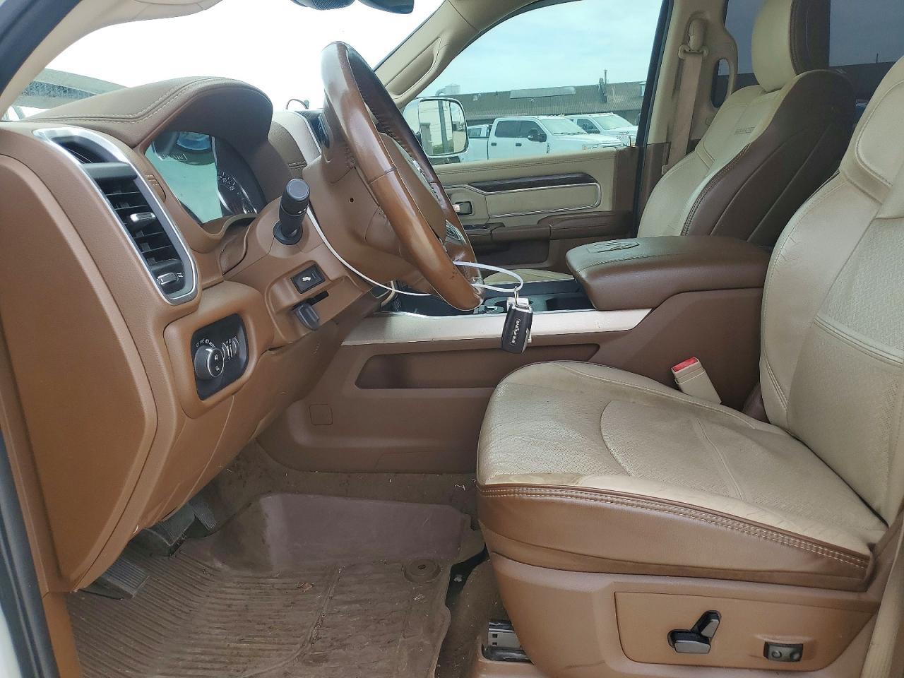 2020 Ram 3500 Laramie - Фото 7