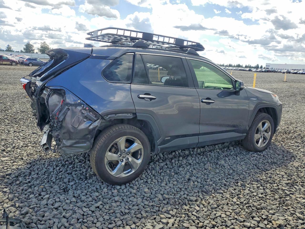 2020 Toyota Rav4 Limited - Image 3