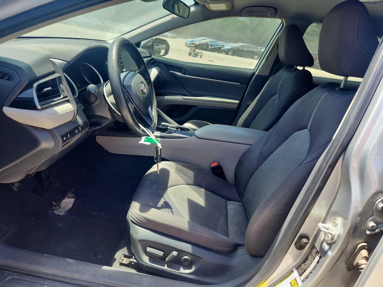 2023 Toyota Camry Le - Фото 7