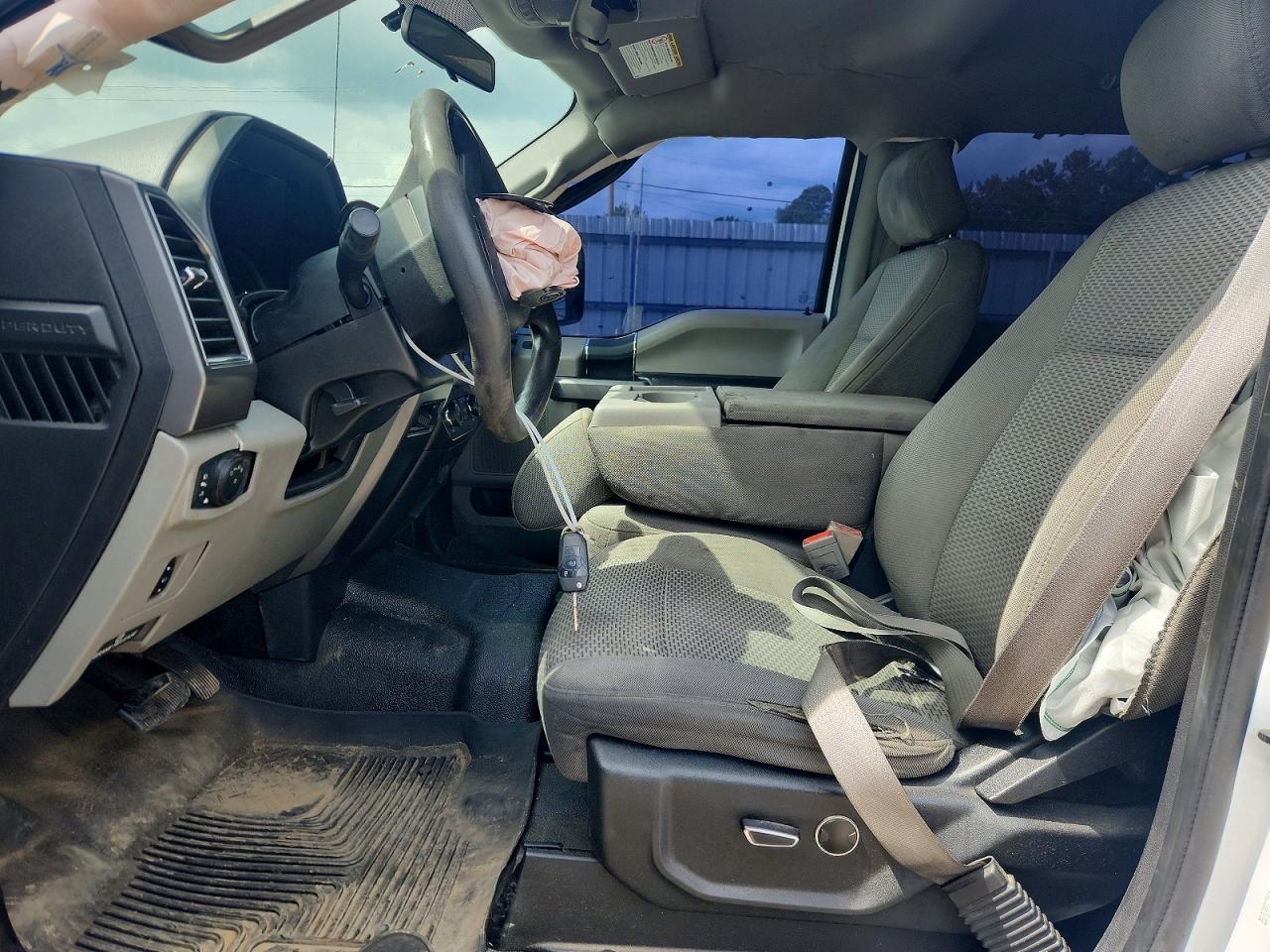 2019 Ford F350 Super Duty - Фото 7