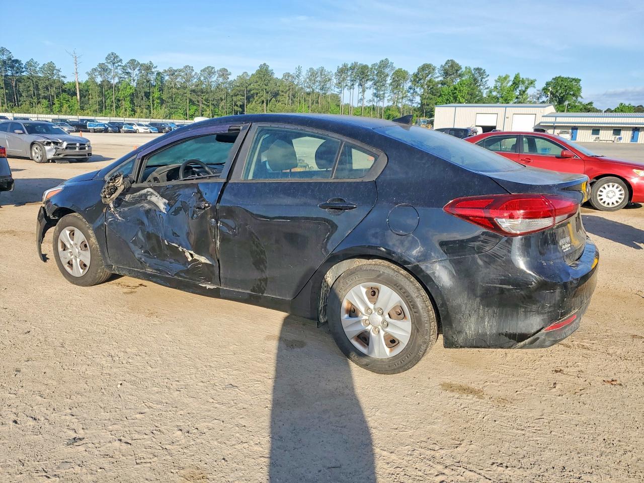 2017 Kia Forte Lx - Image 2