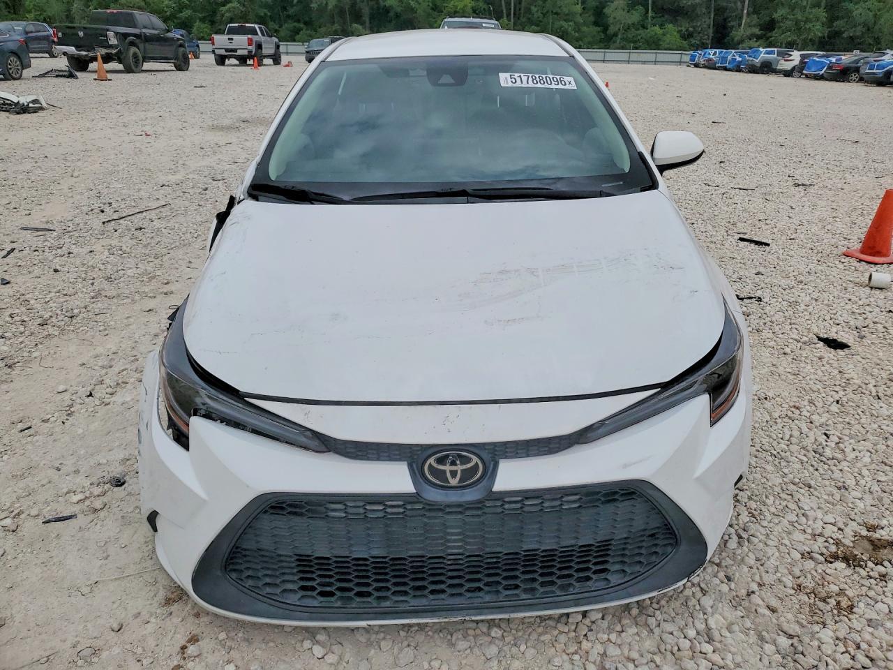2021 Toyota Corolla Le - Image 5