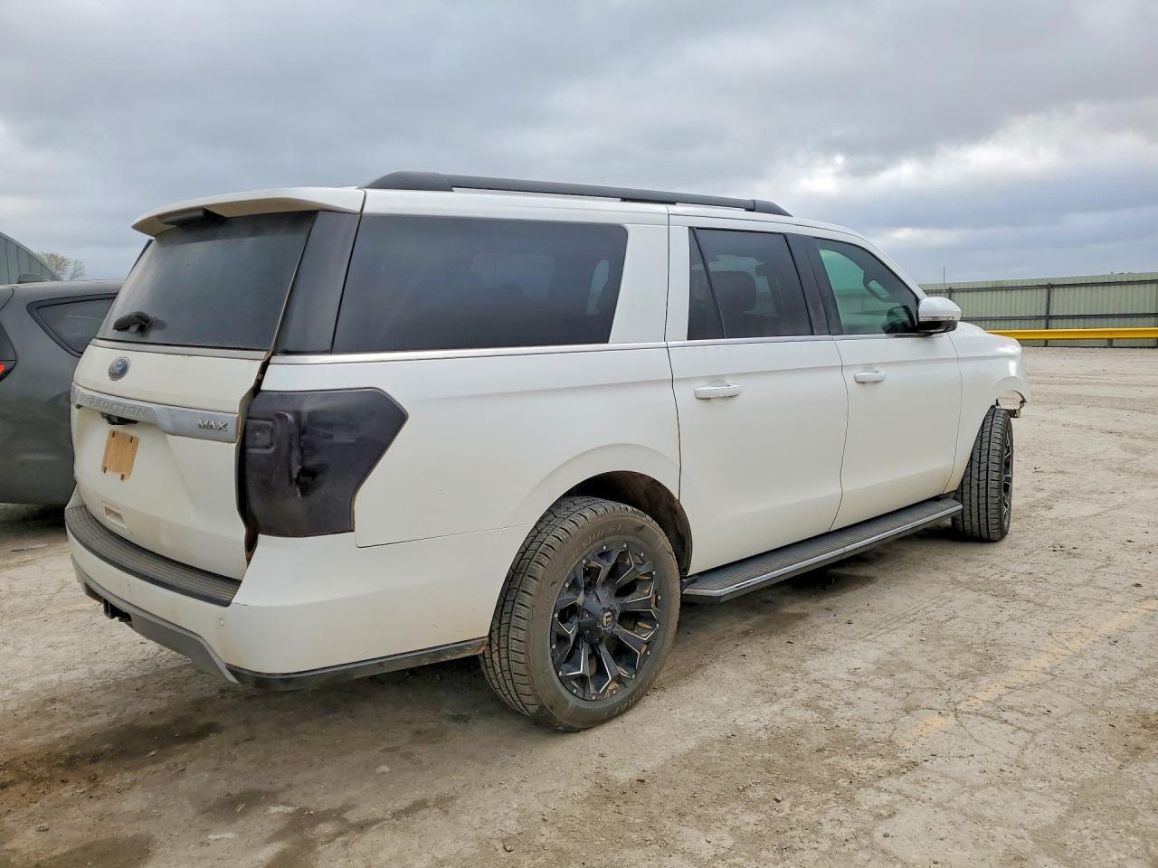 2019 Ford Expedition Max Xlt - Фото 3