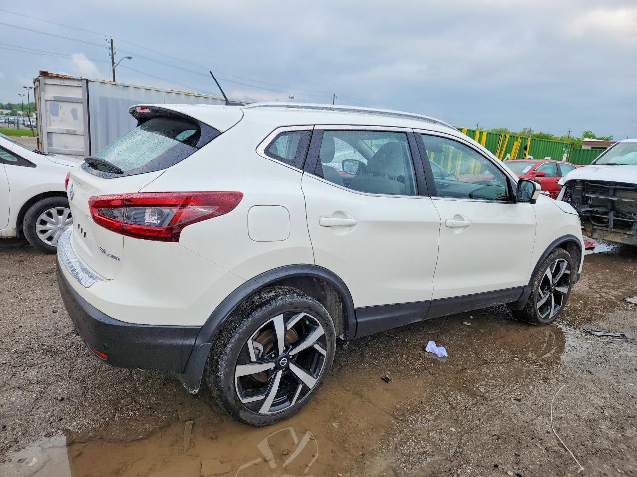 2022 Nissan Rogue Sport Sl - Фото 3