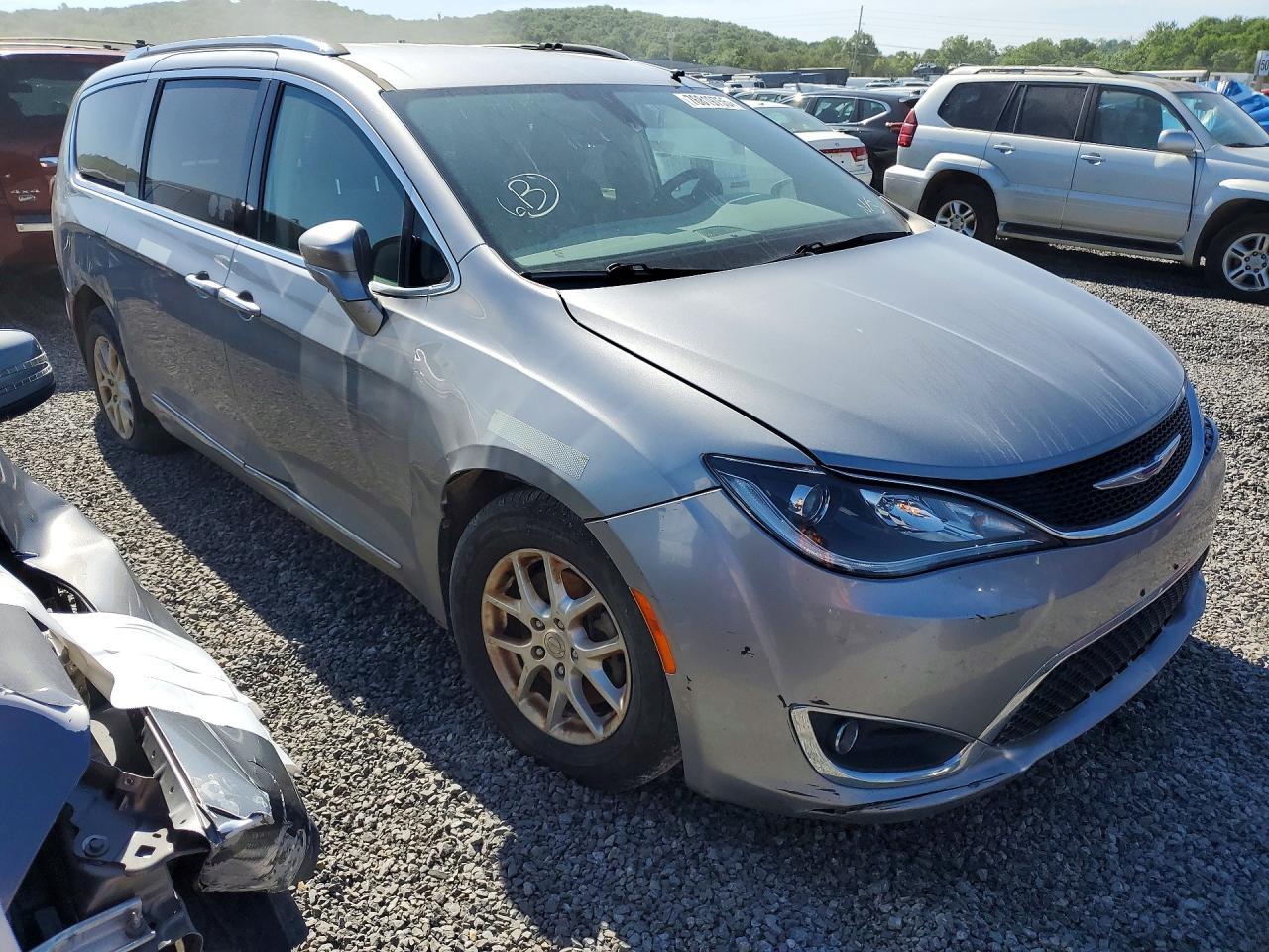2020 Chrysler Pacifica Touring L - Image 4