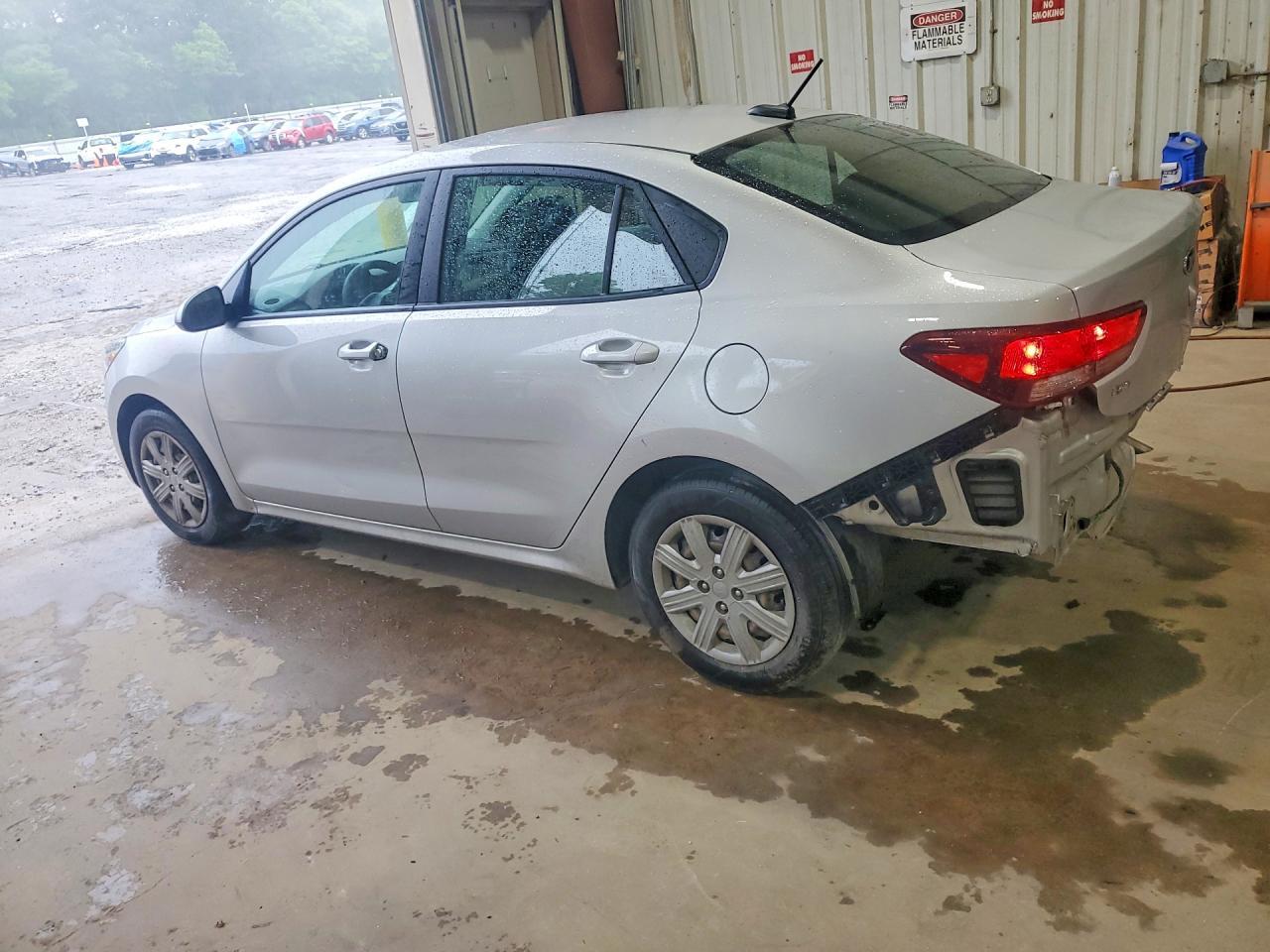 2021 Kia Rio Lx - Image 2
