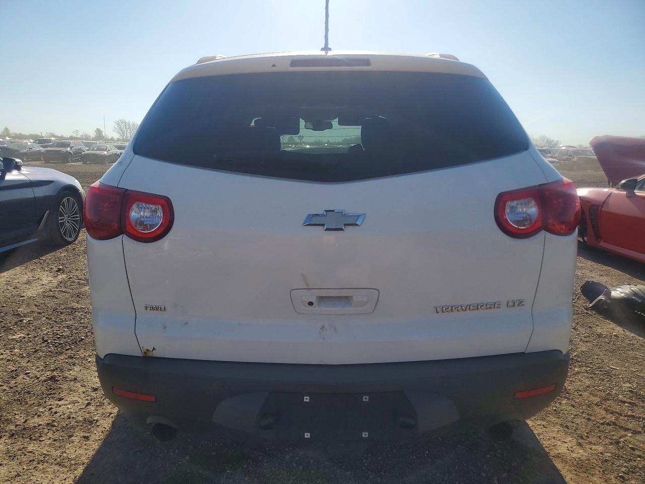 2010 Chevrolet Traverse Ltz - Фото 6