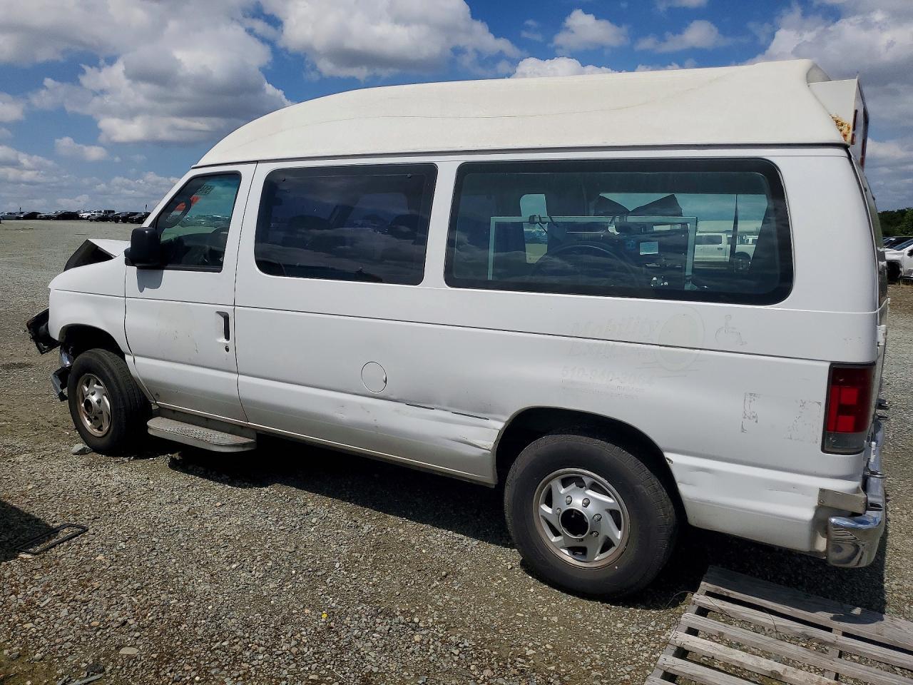 2008 Ford Econoline Cargo E-15 - Image 2