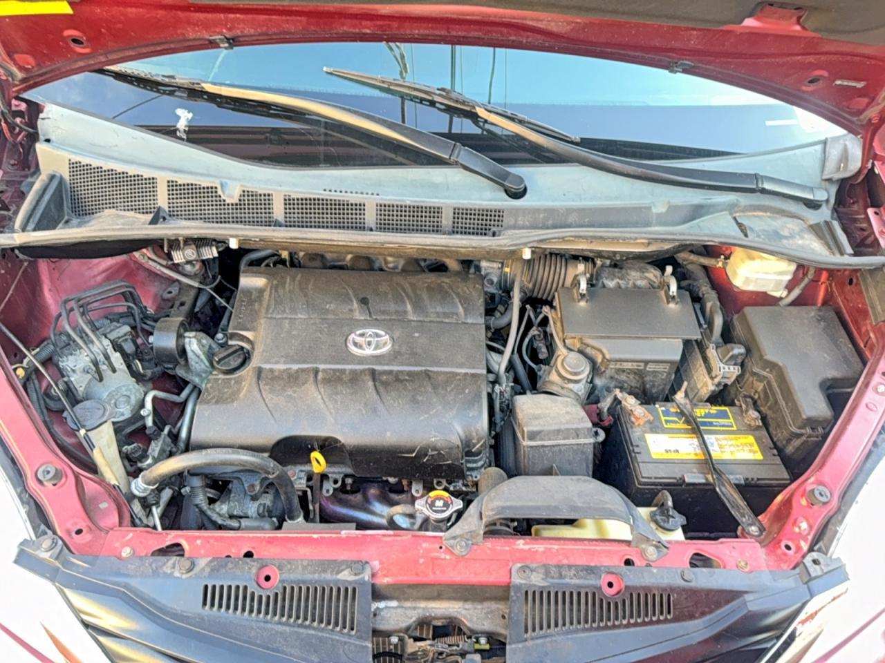 2011 Toyota Sienna Le - Image 7