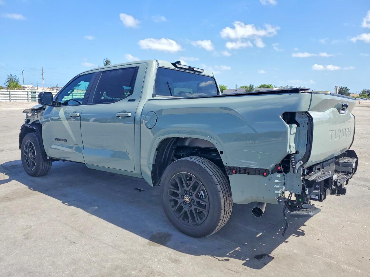 2026 Toyota Tundra Crewmax Limited - Фото 2