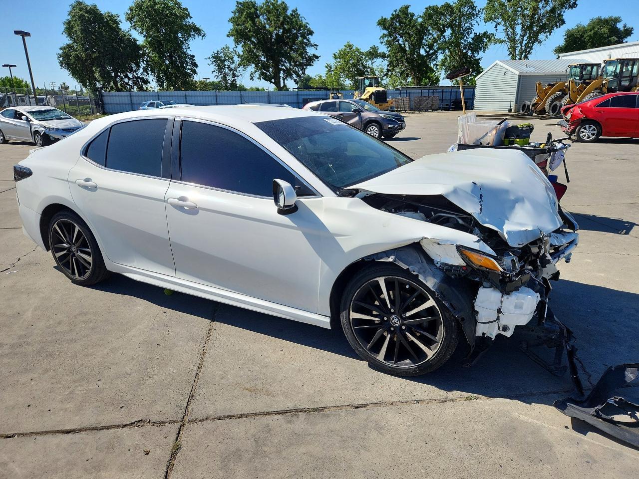2018 Toyota Camry Se - Фото 4