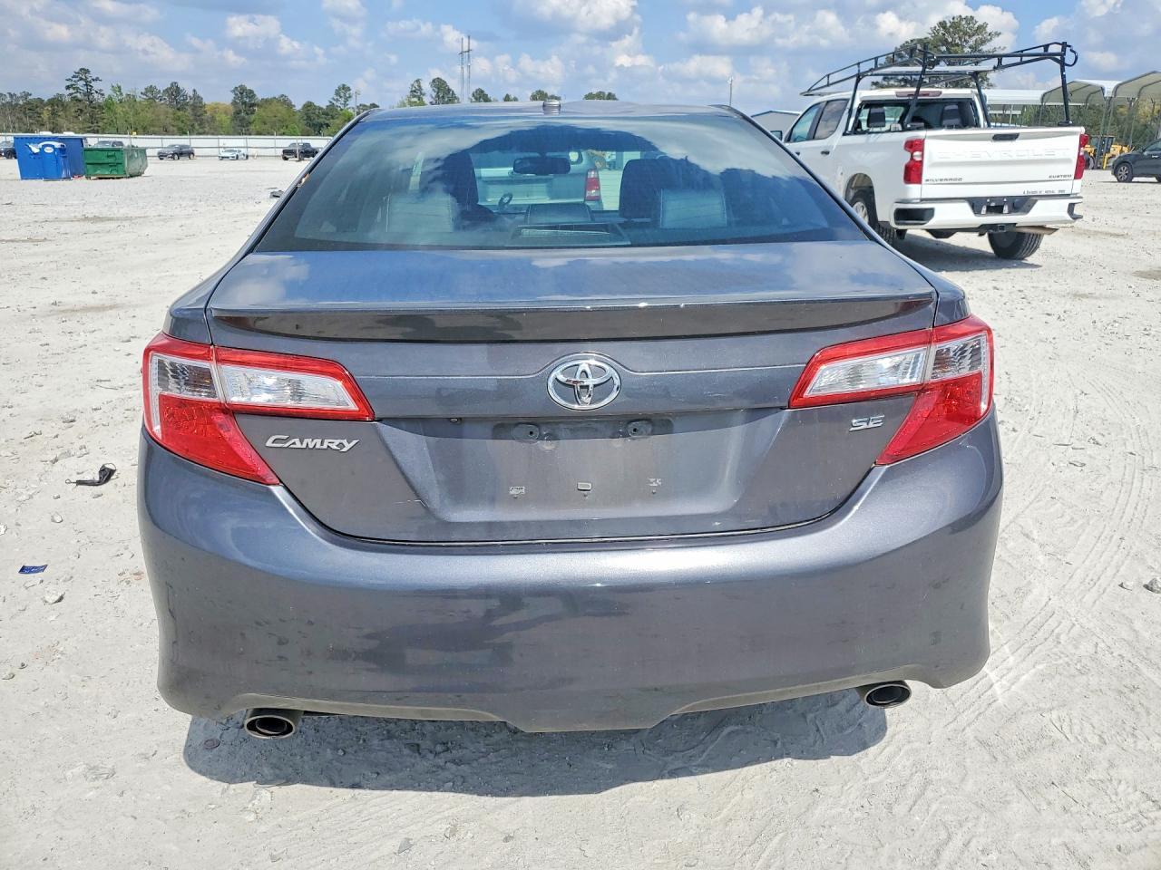 2014 Toyota Camry Se V6 - Фото 6