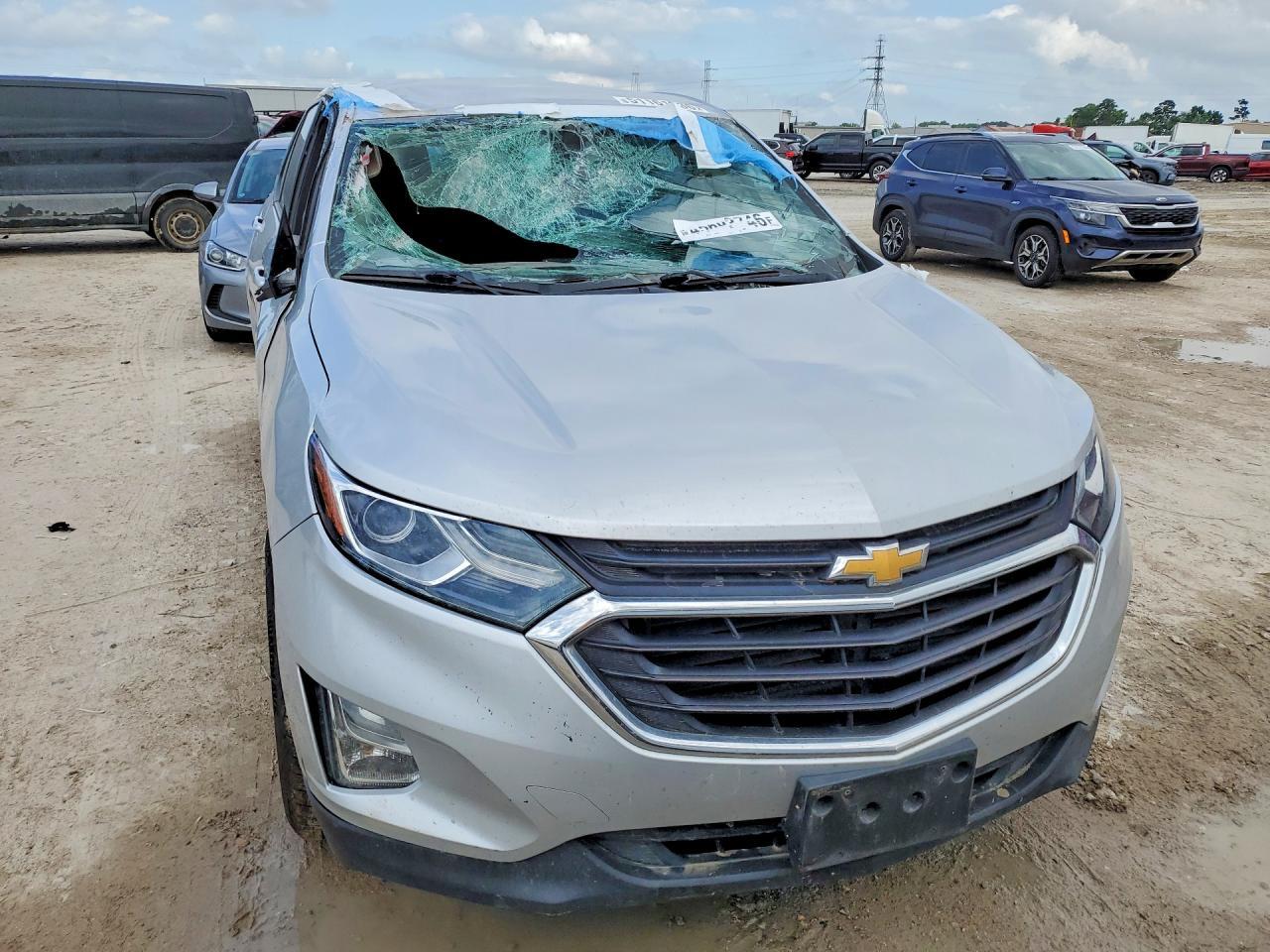 2021 Chevrolet Equinox Ls - Image 5