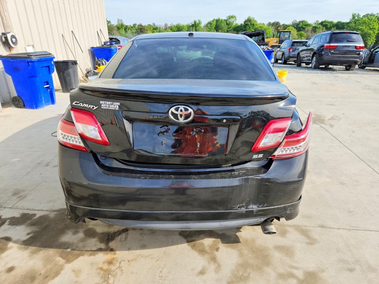 2011 Toyota Camry Se - Image 6
