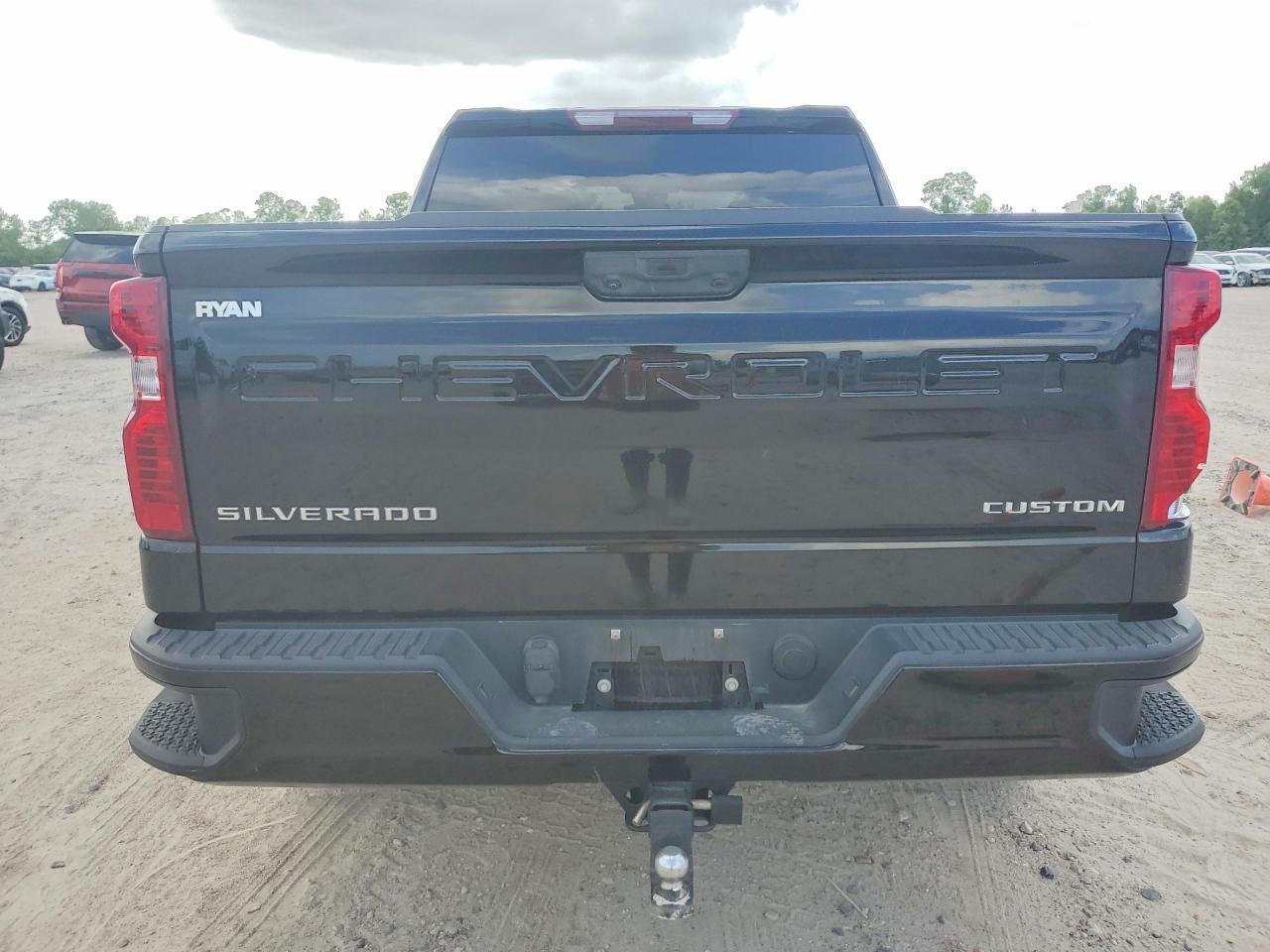 2023 Chevrolet Silverado K1500 Custom - Фото 6