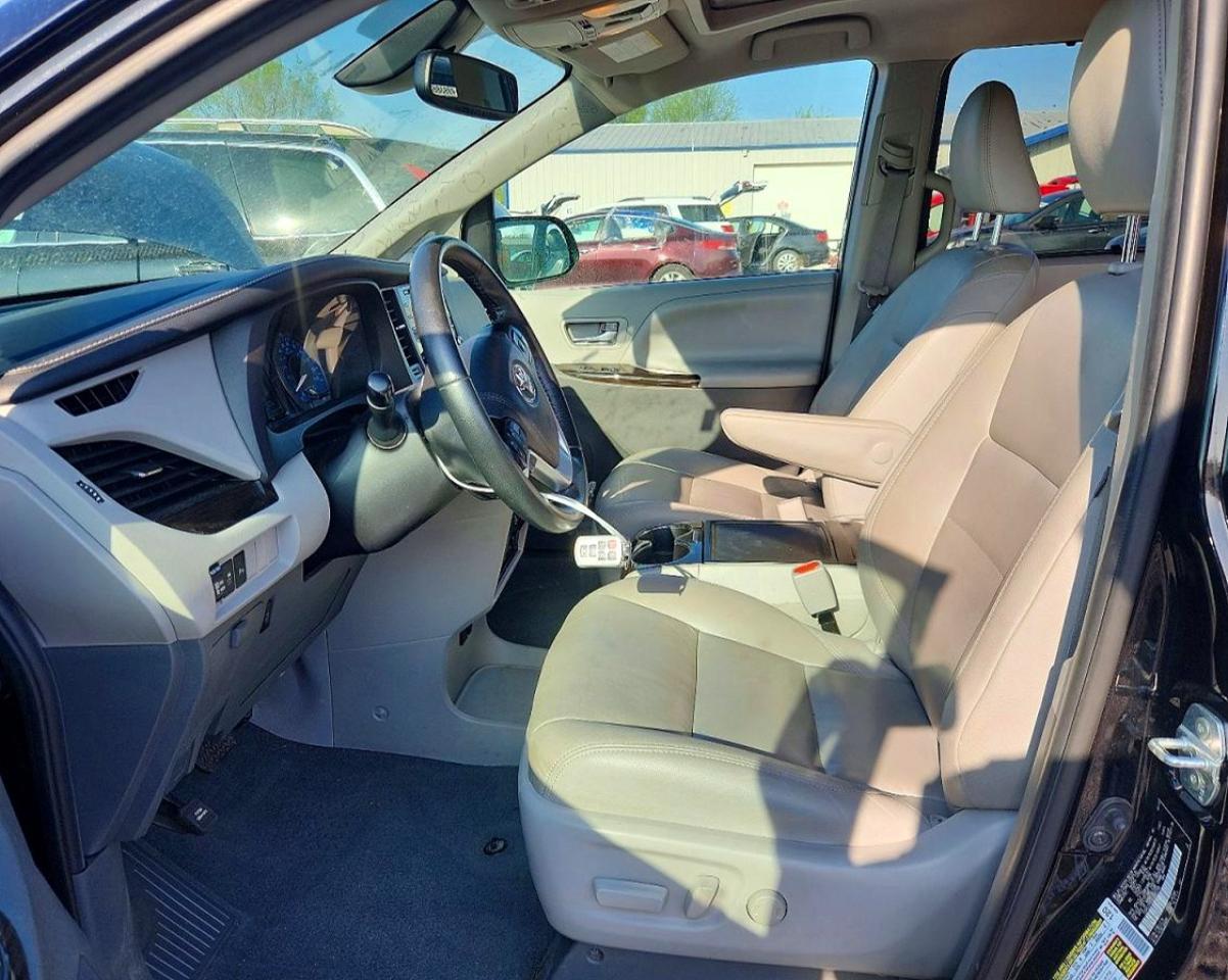 2020 Toyota Sienna Xle Premium 8-Passenger - Image 7