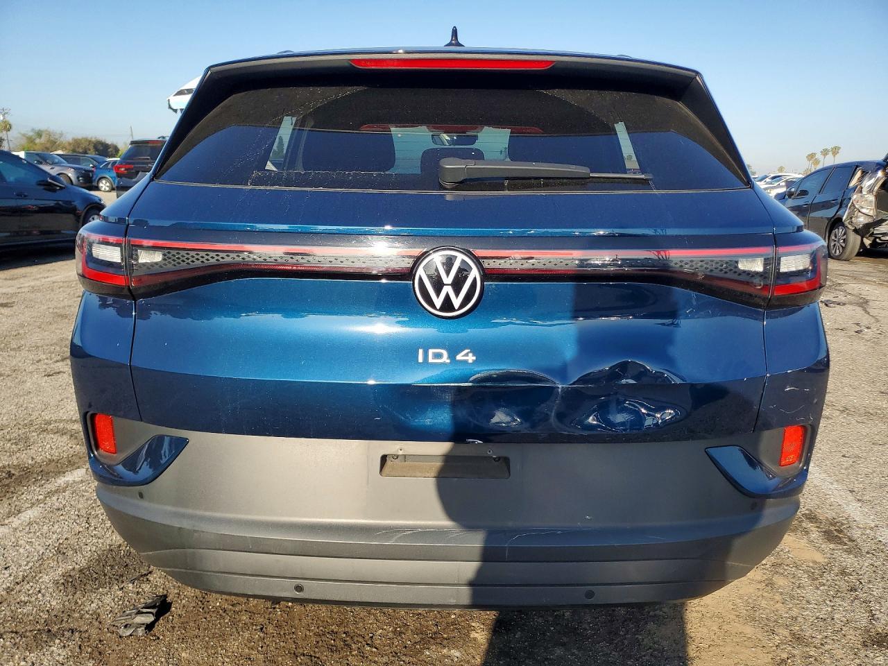 2023 Volkswagen Id.4 Pro - Image 6