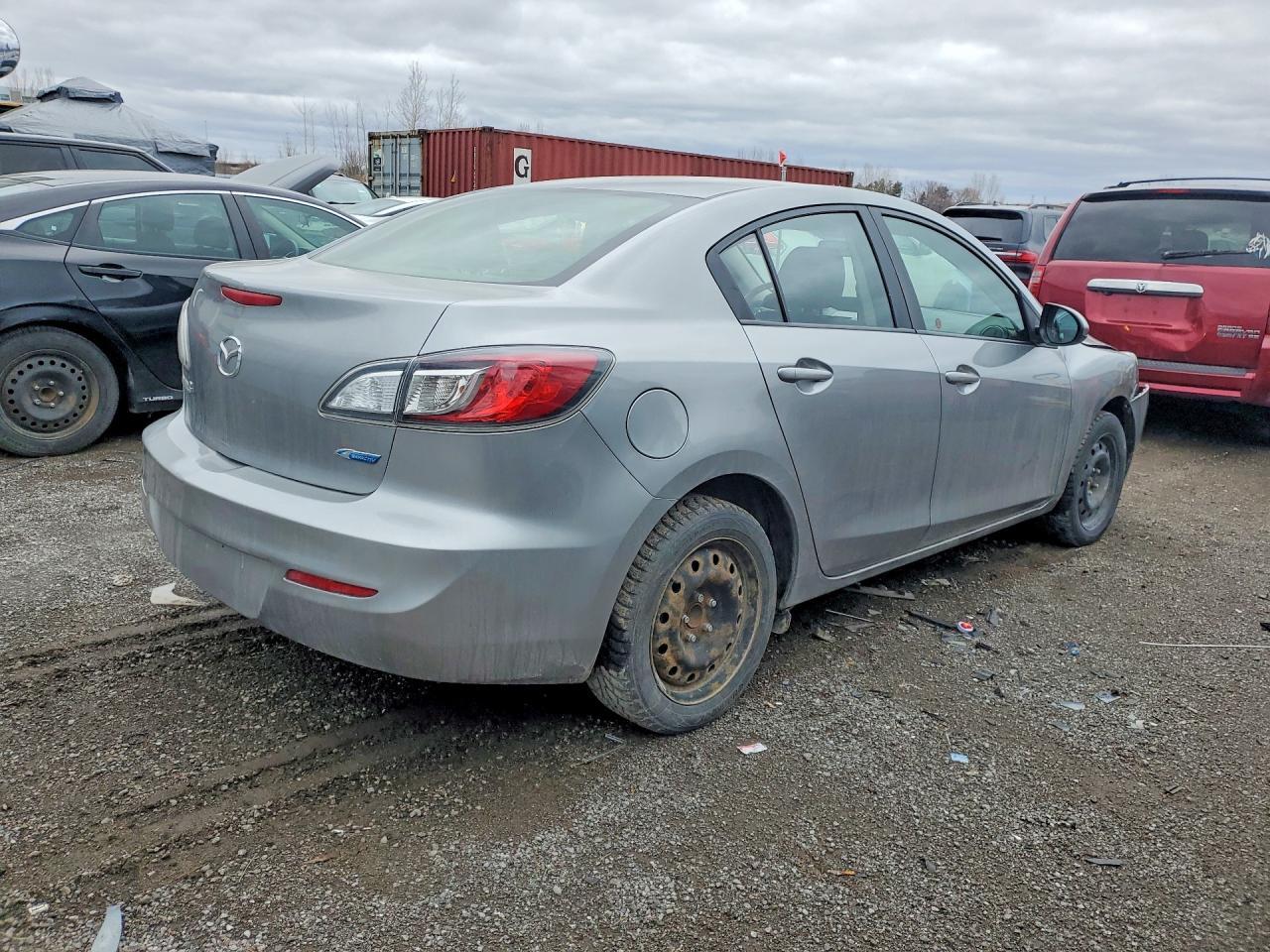 2013 Mazda 3 I - Фото 3