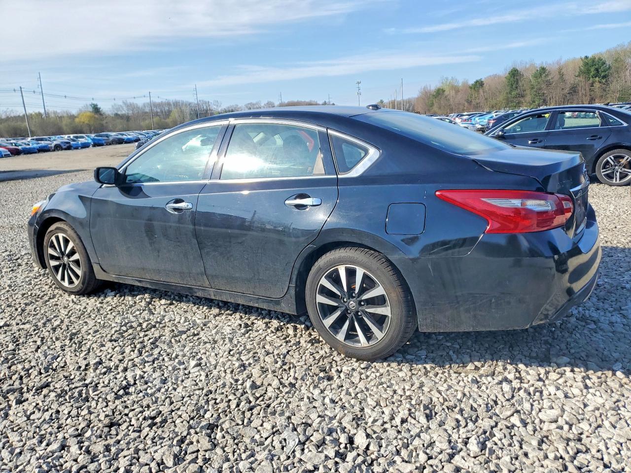 2018 Nissan Altima 2.5 Sv - Фото 2