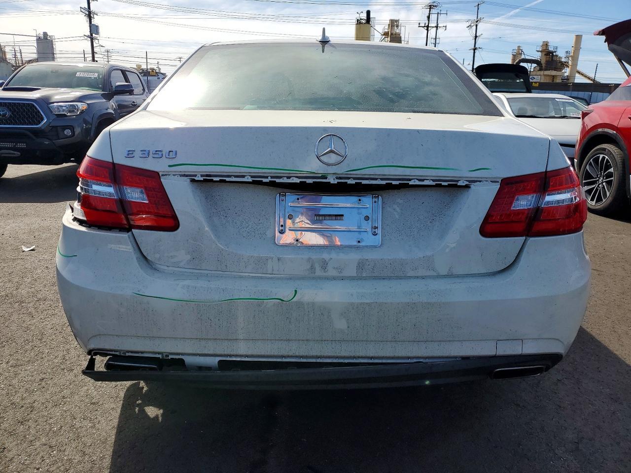 2010 Mercedes-Benz E 350 - Image 6