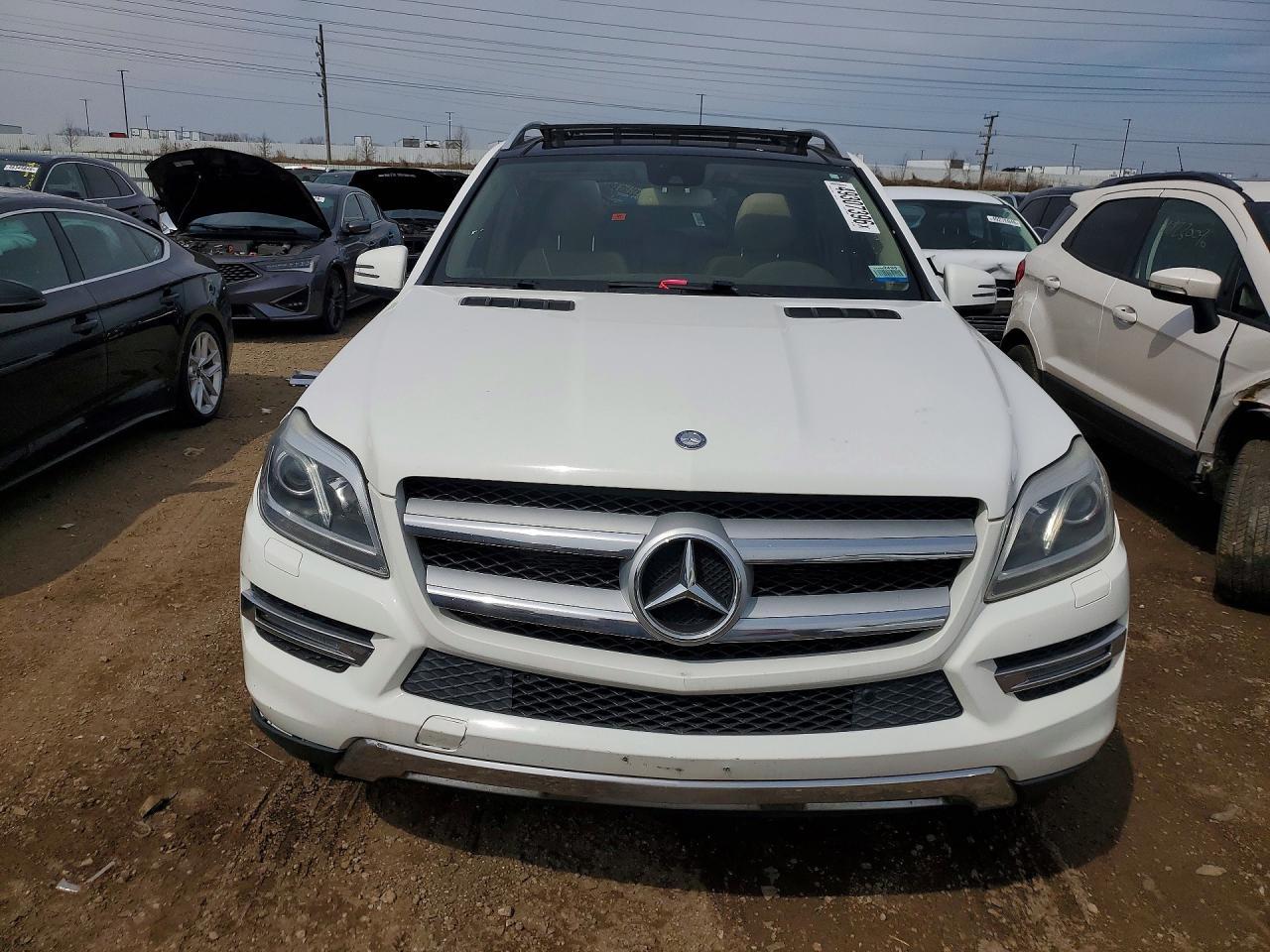 2016 Mercedes-Benz Gl 450 4Matic - Image 5