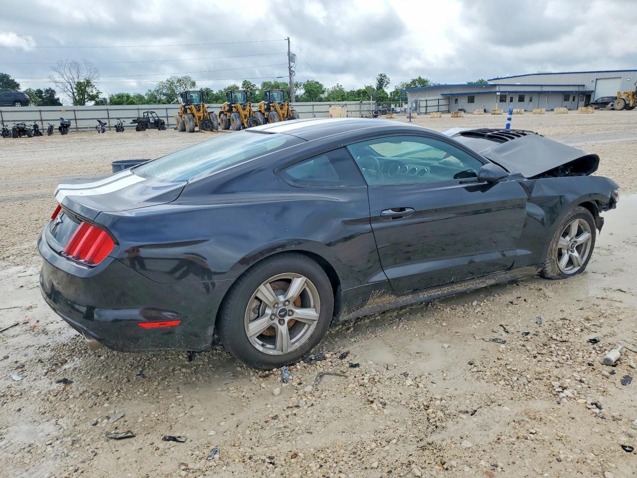 2015 Ford Mustang - Image 3