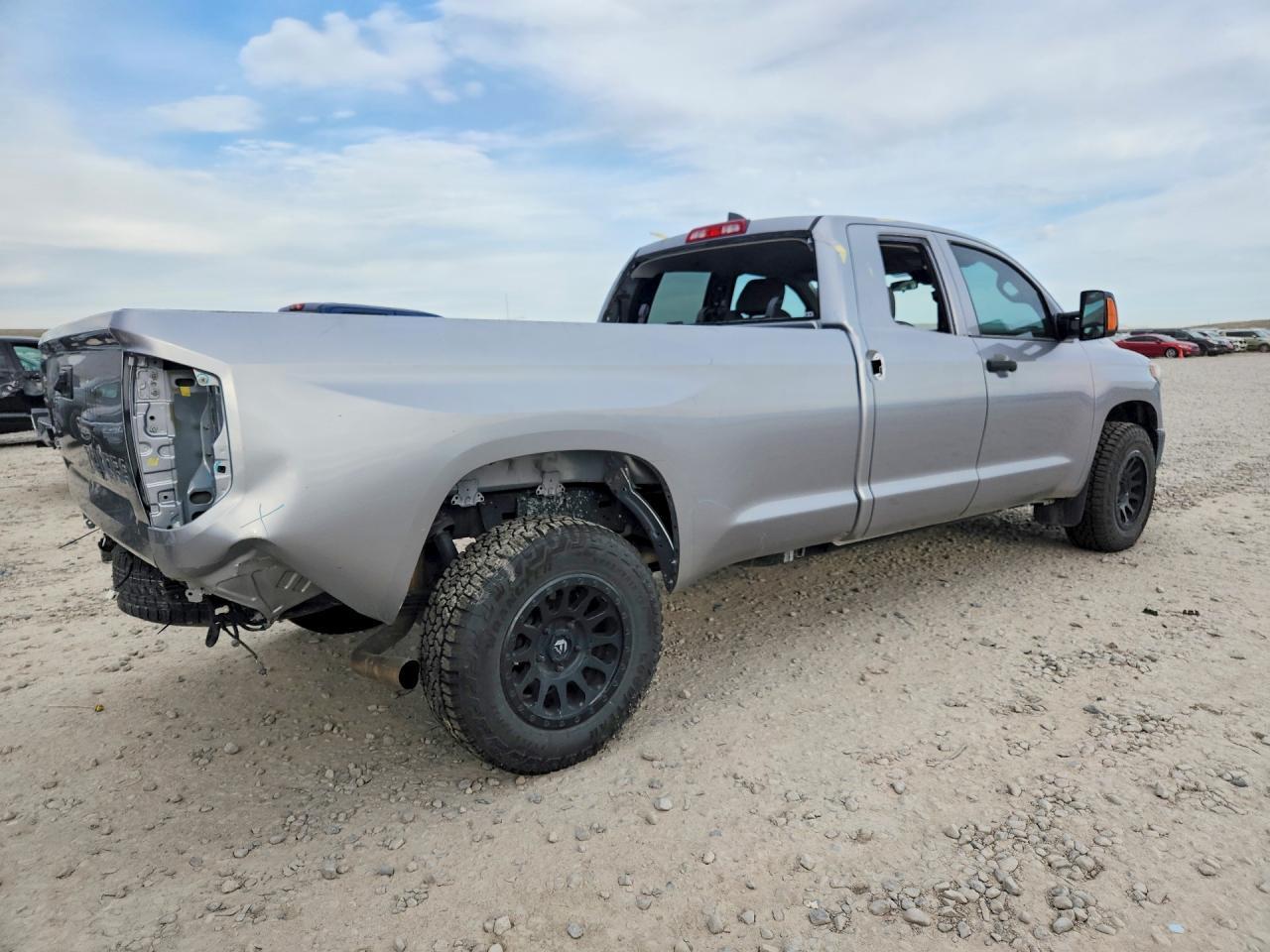 2020 Toyota Tundra Sr - Фото 3