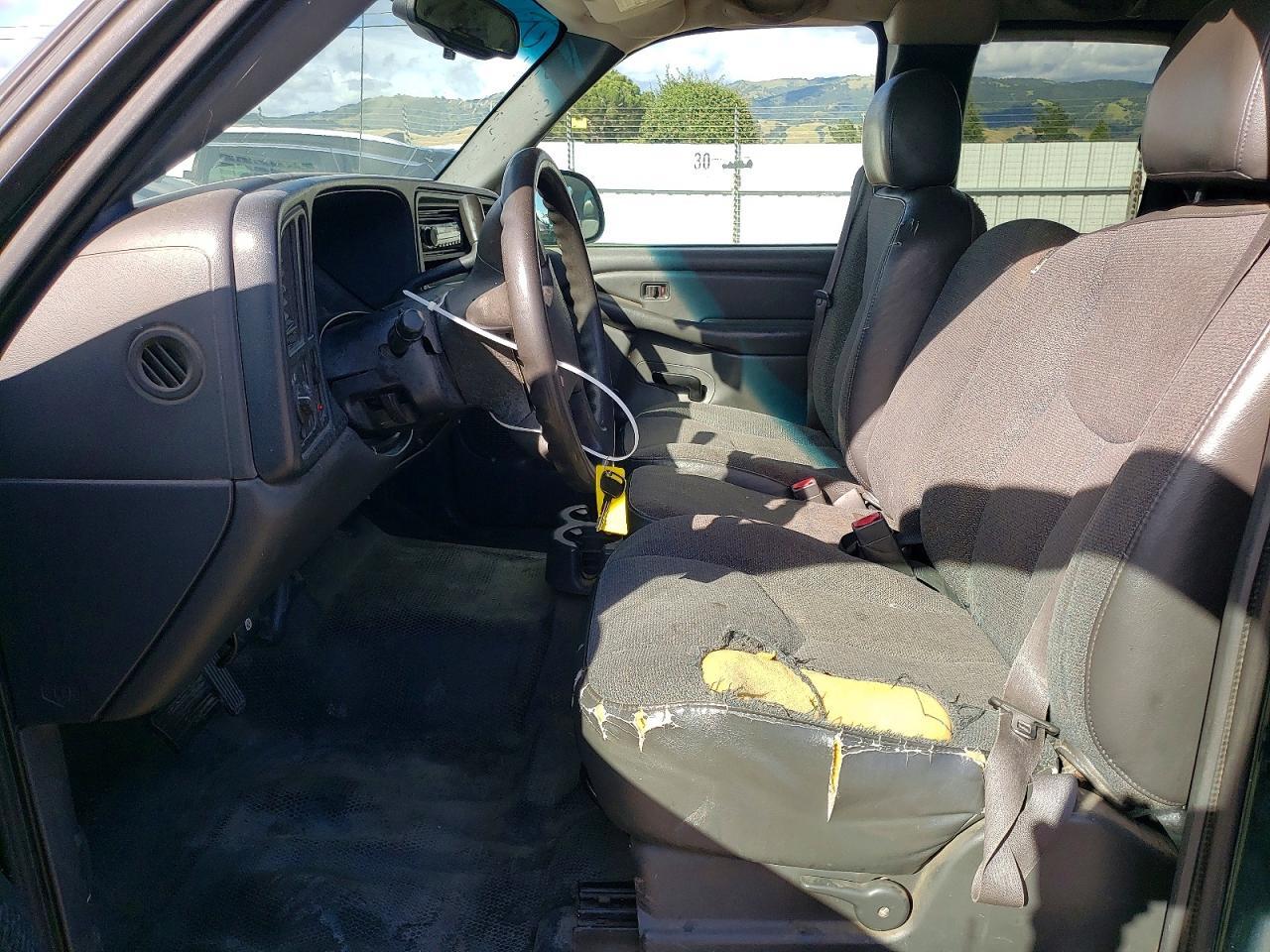 2003 Chevrolet Silverado C1500 - Image 7