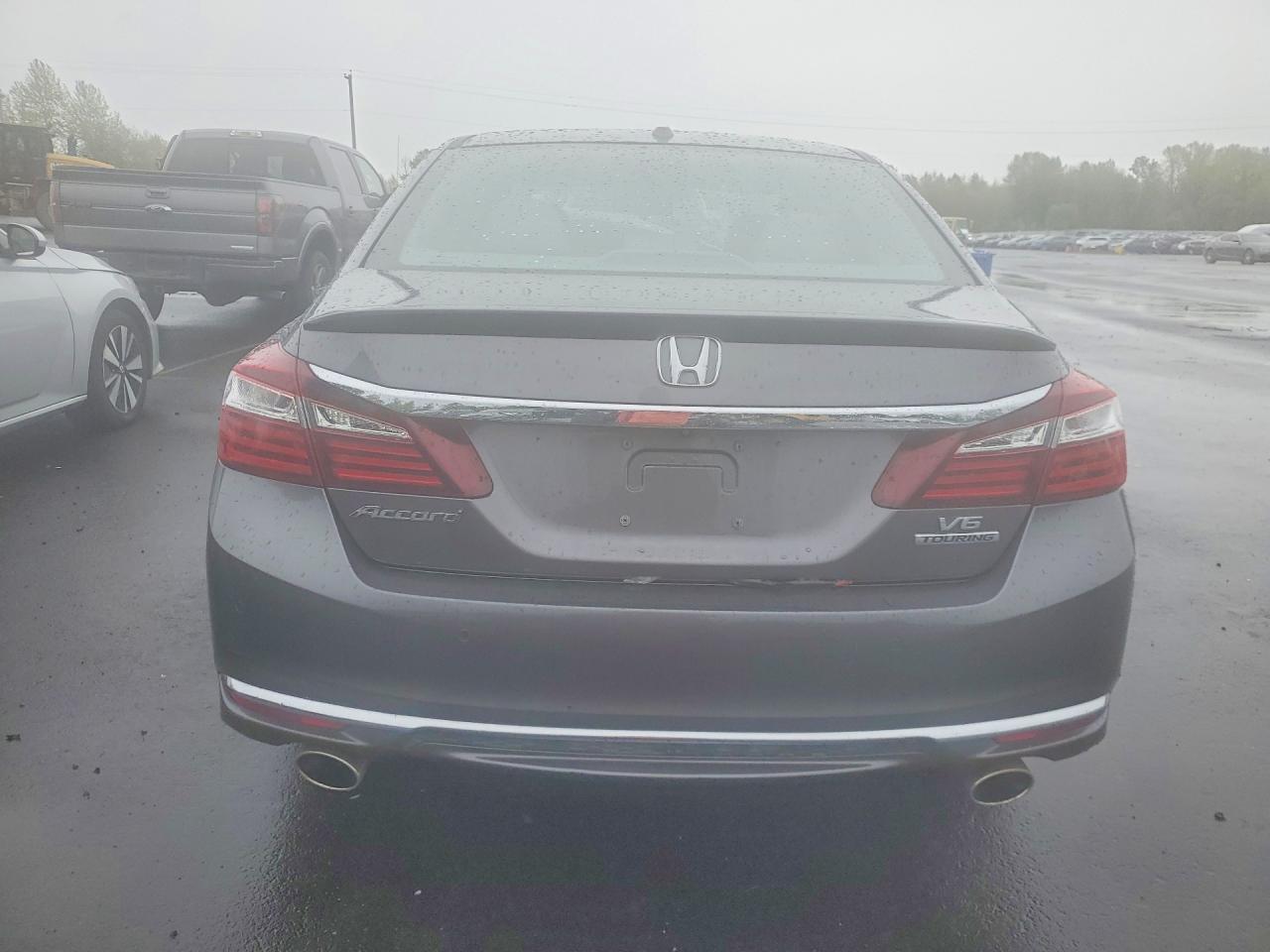 2017 Honda Accord Touring - Фото 6