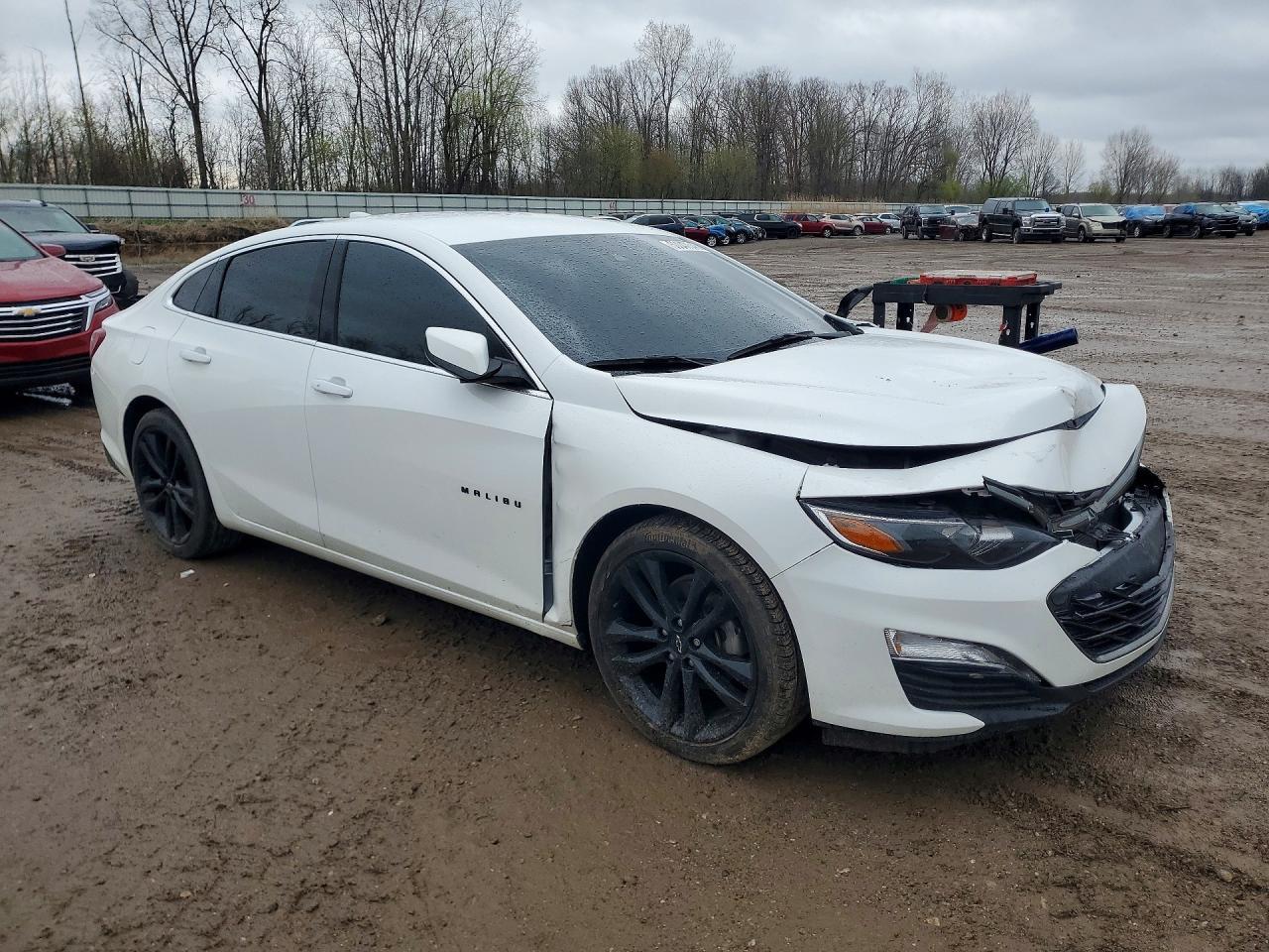 2022 Chevrolet Malibu Lt - Фото 4