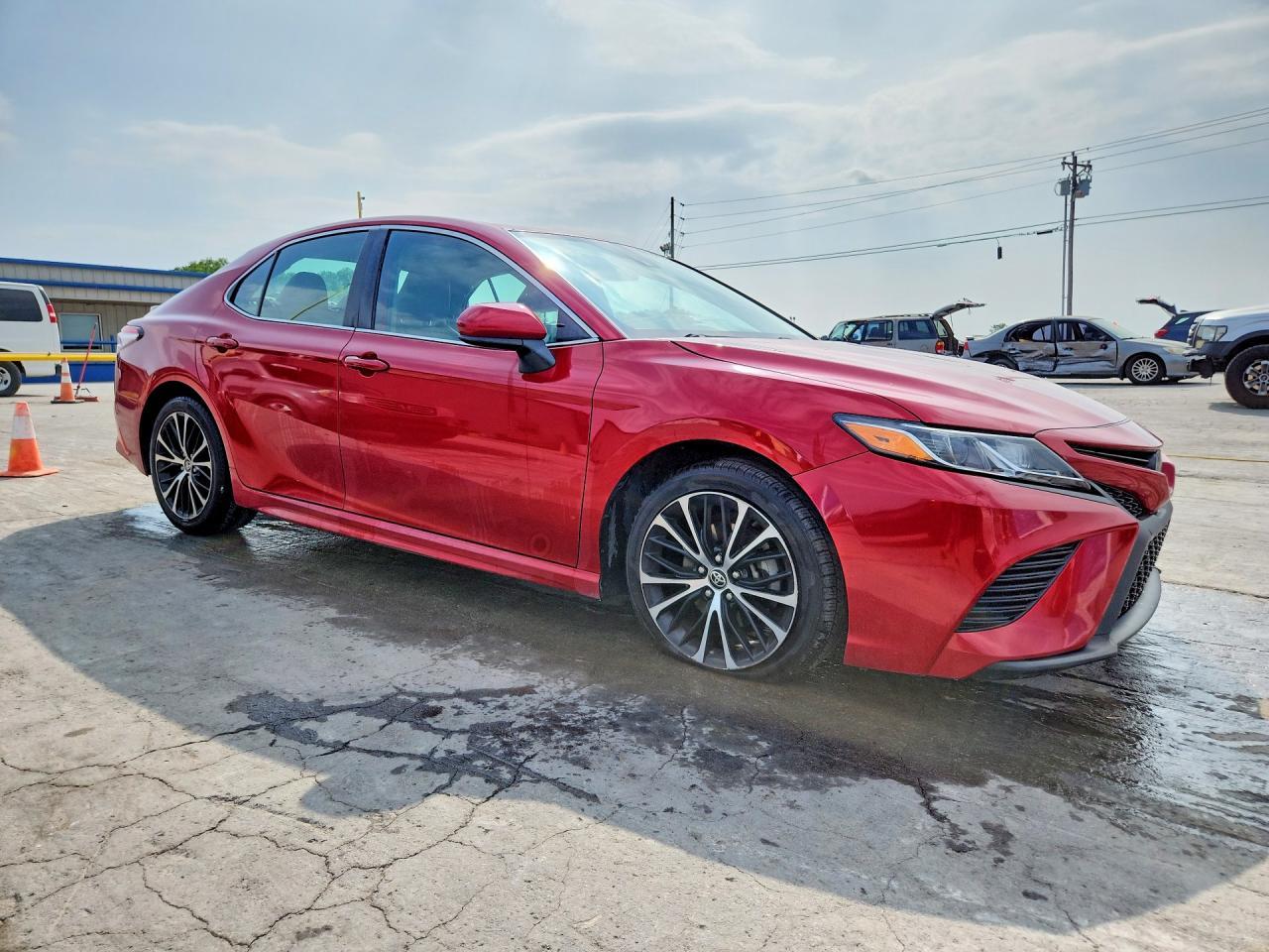 2020 Toyota Camry Se - Image 4