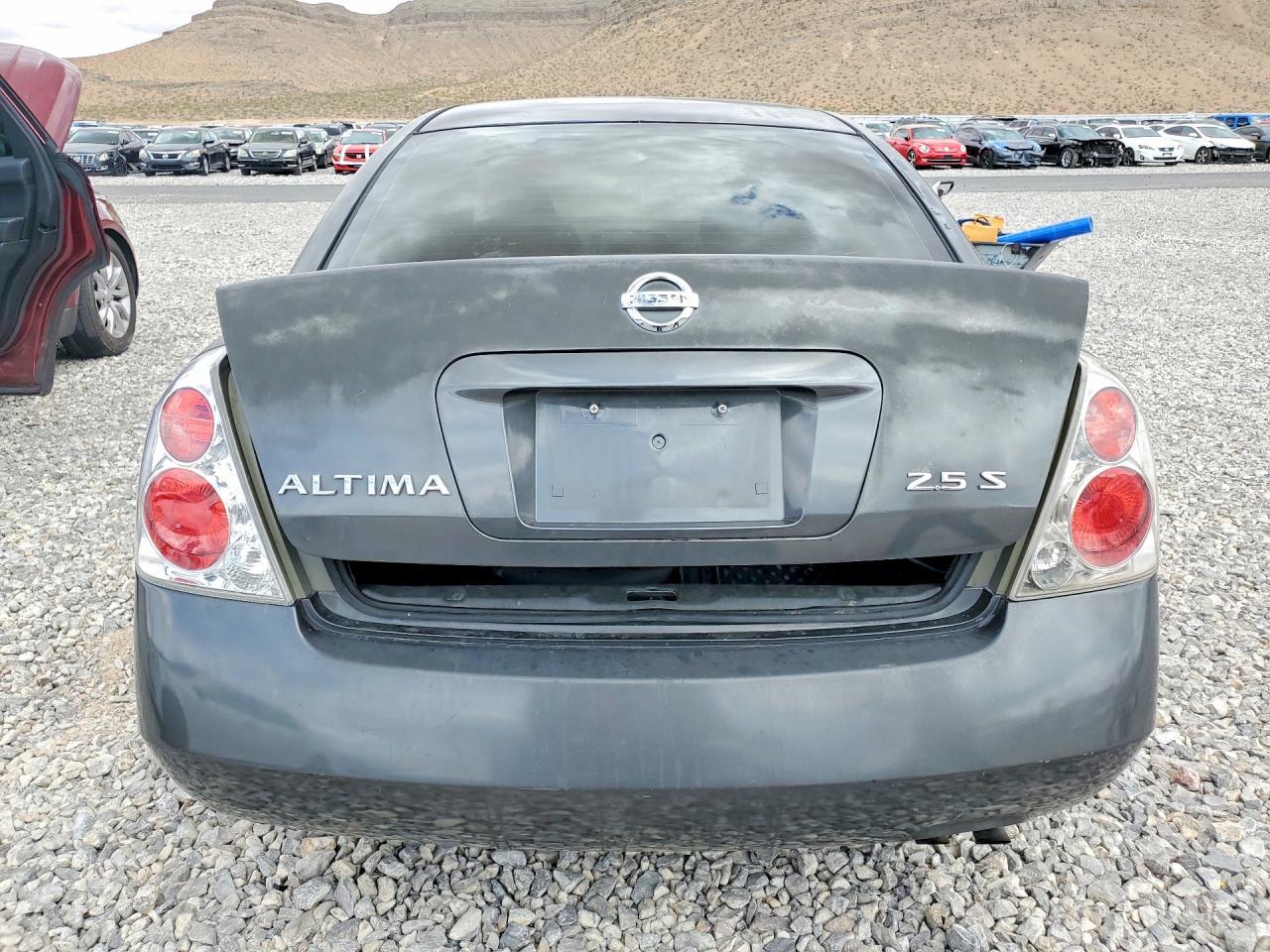 2005 Nissan Altima 2.5 - Фото 6