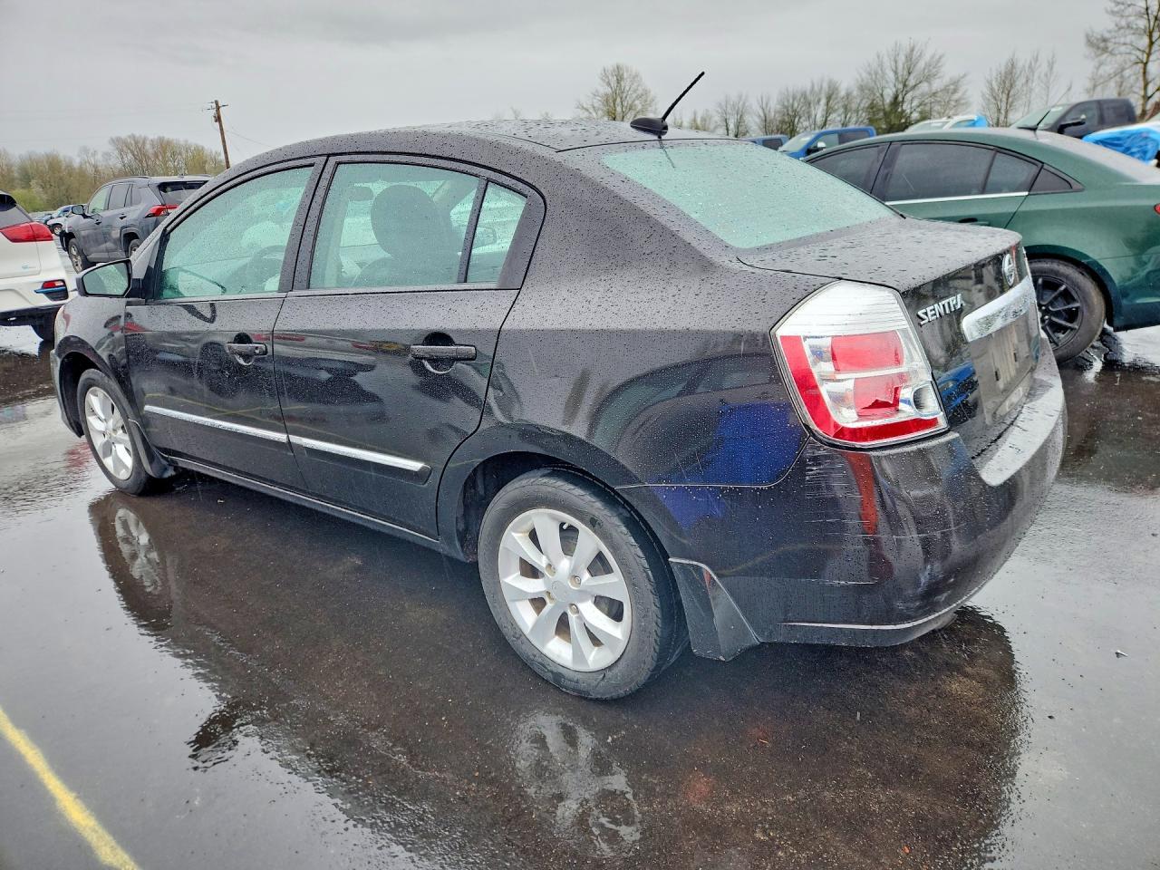 2010 Nissan Sentra 2.0 - Фото 2