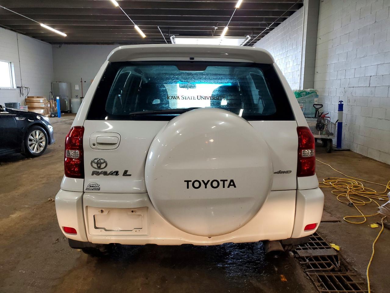 2004 Toyota Rav4 Base - Фото 6
